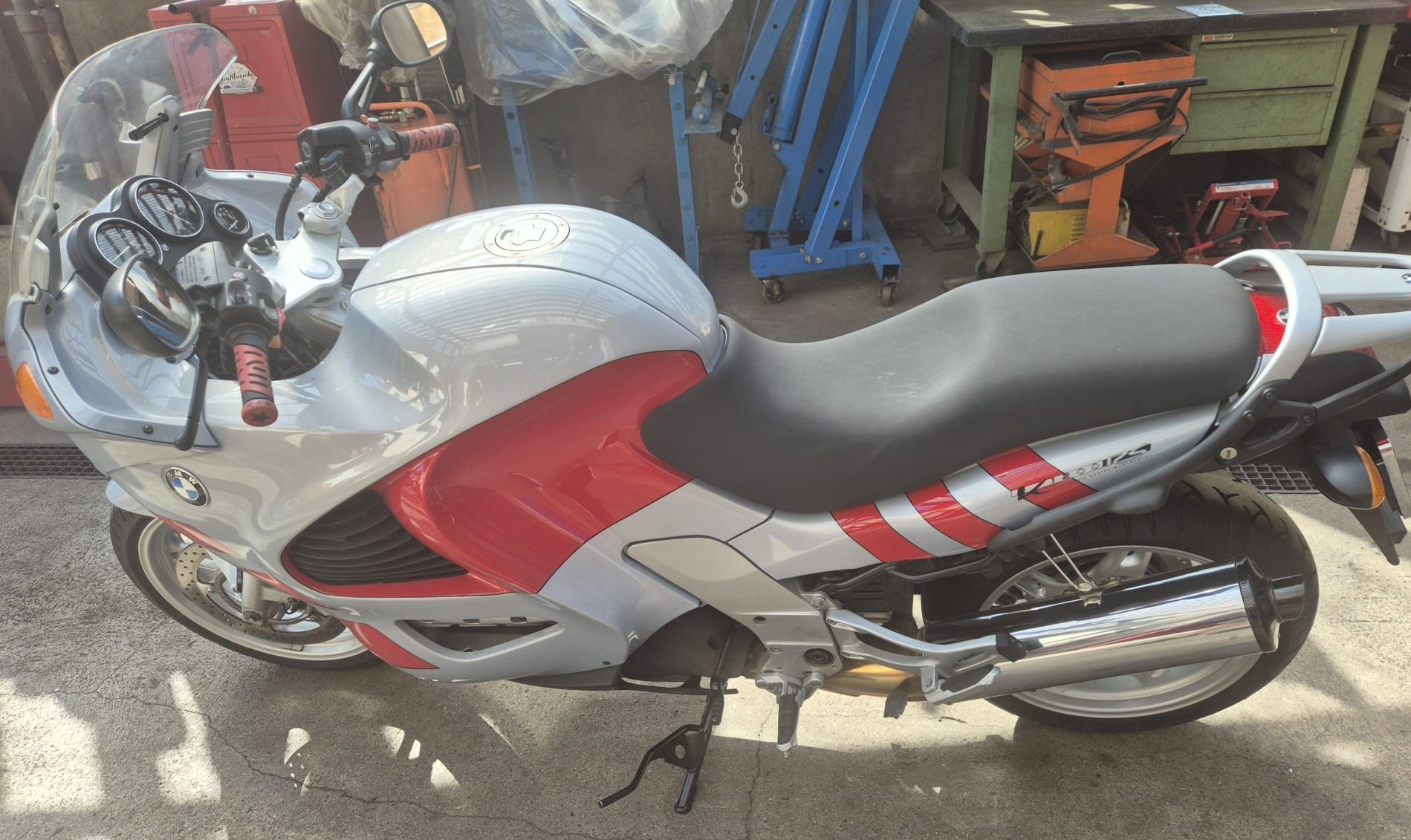 BMW K 1200 RS-image-0