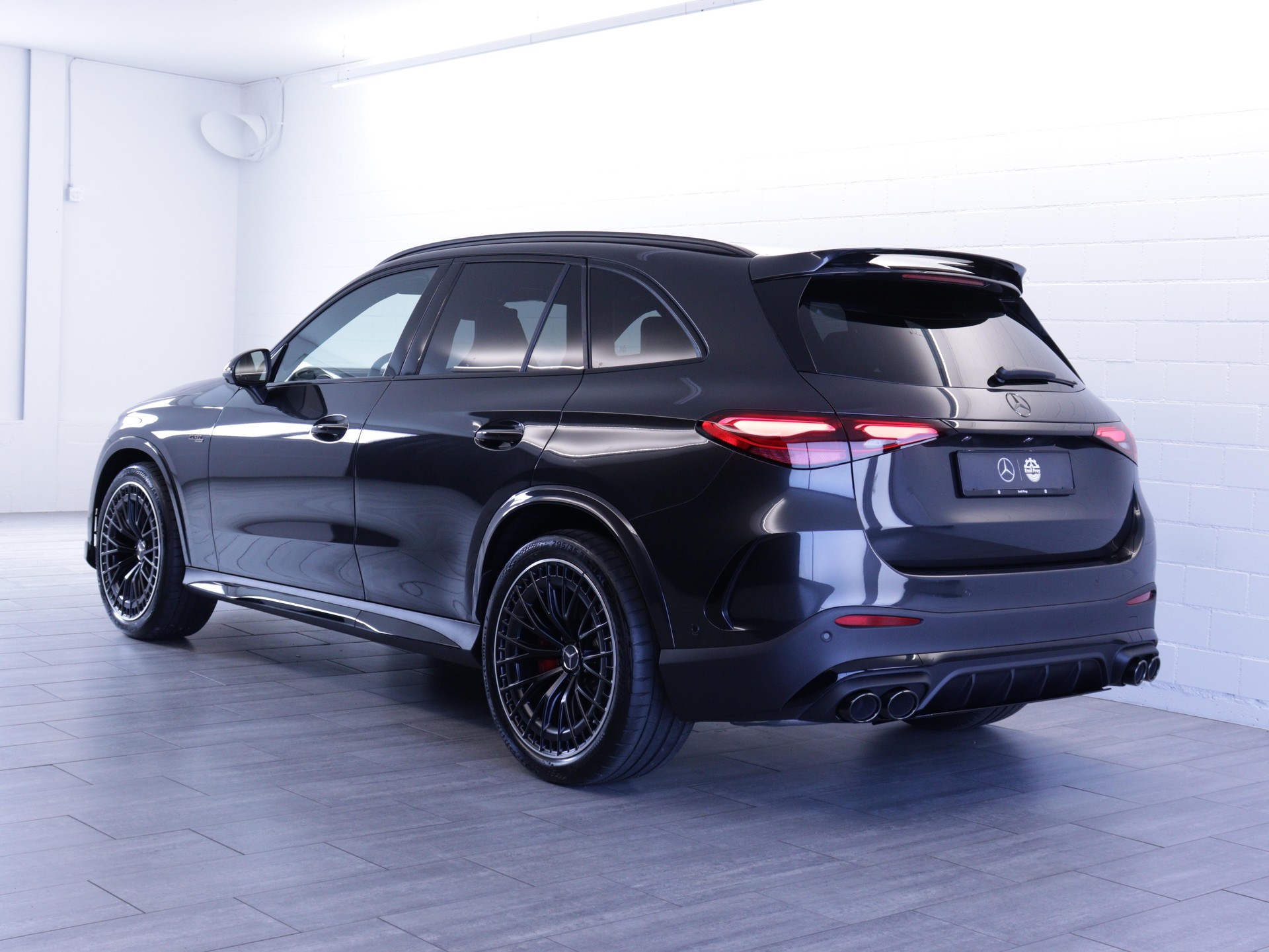 MERCEDES-BENZ GLC 53 AMG 4matic+-showroom-element-3