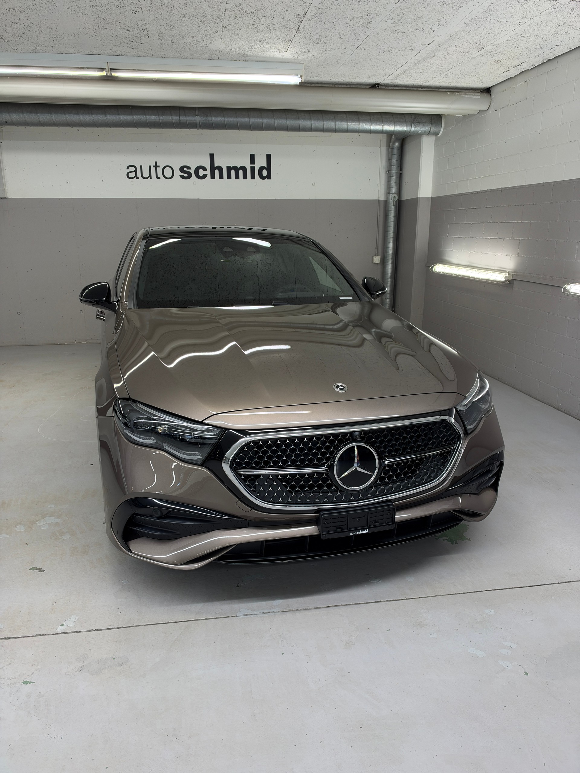 MERCEDES-BENZ E 450 4Matic-showroom-element-1