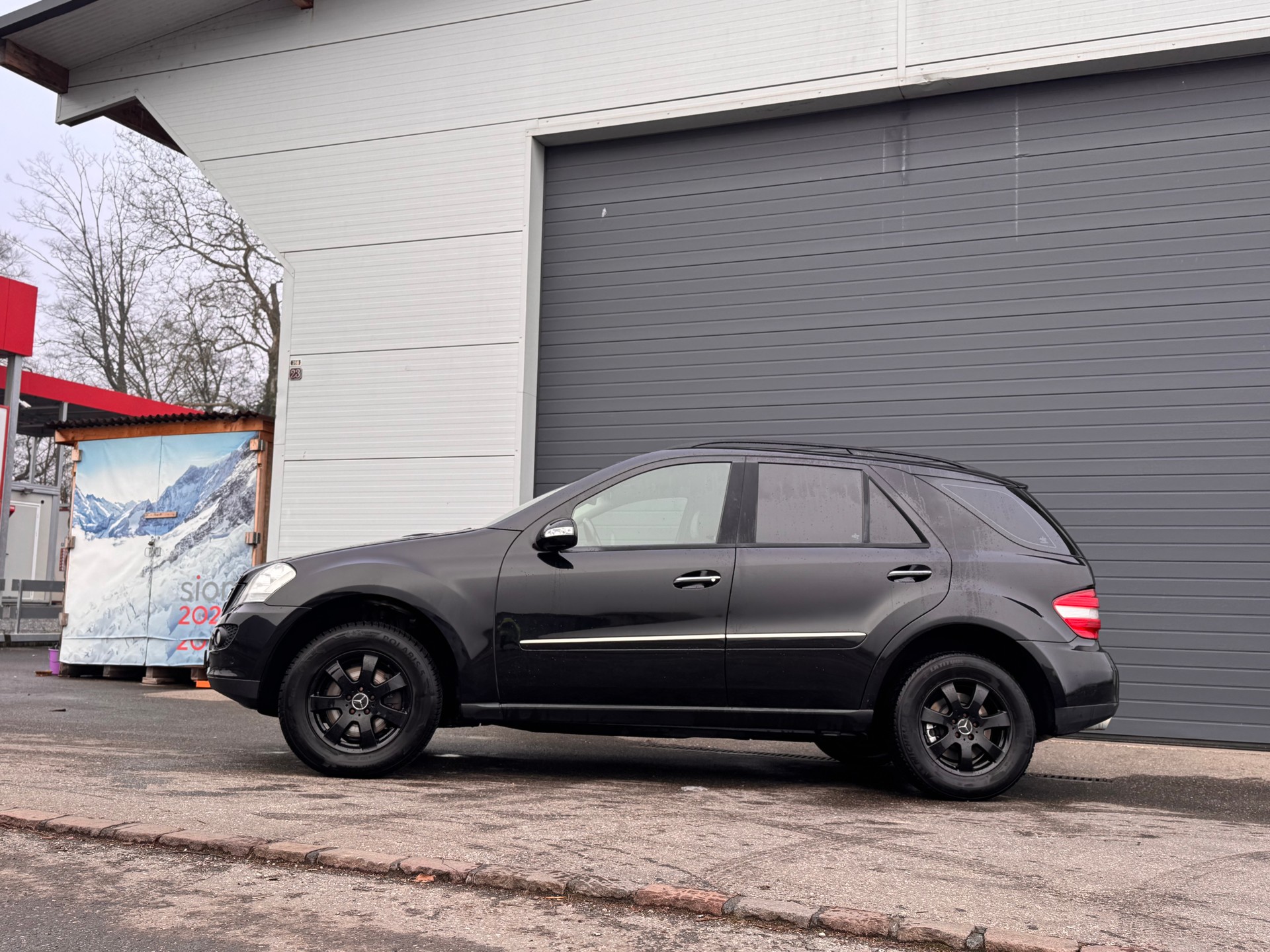 MERCEDES-BENZ ML 320 CDI 4Matic 7G-Tronic-showroom-element-3