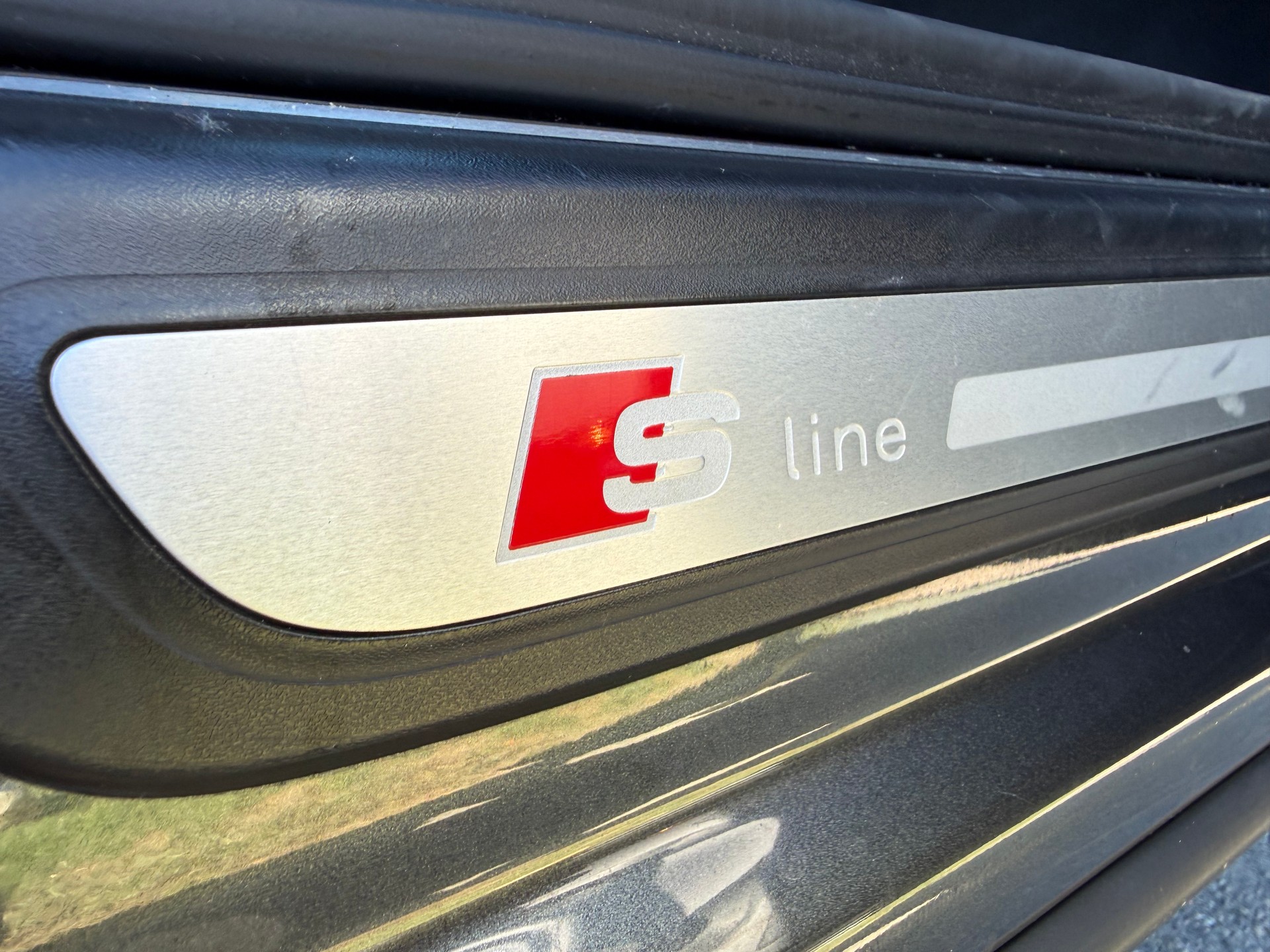AUDI Q5 2.0 TFSI quattro tiptronic S-line-image-9