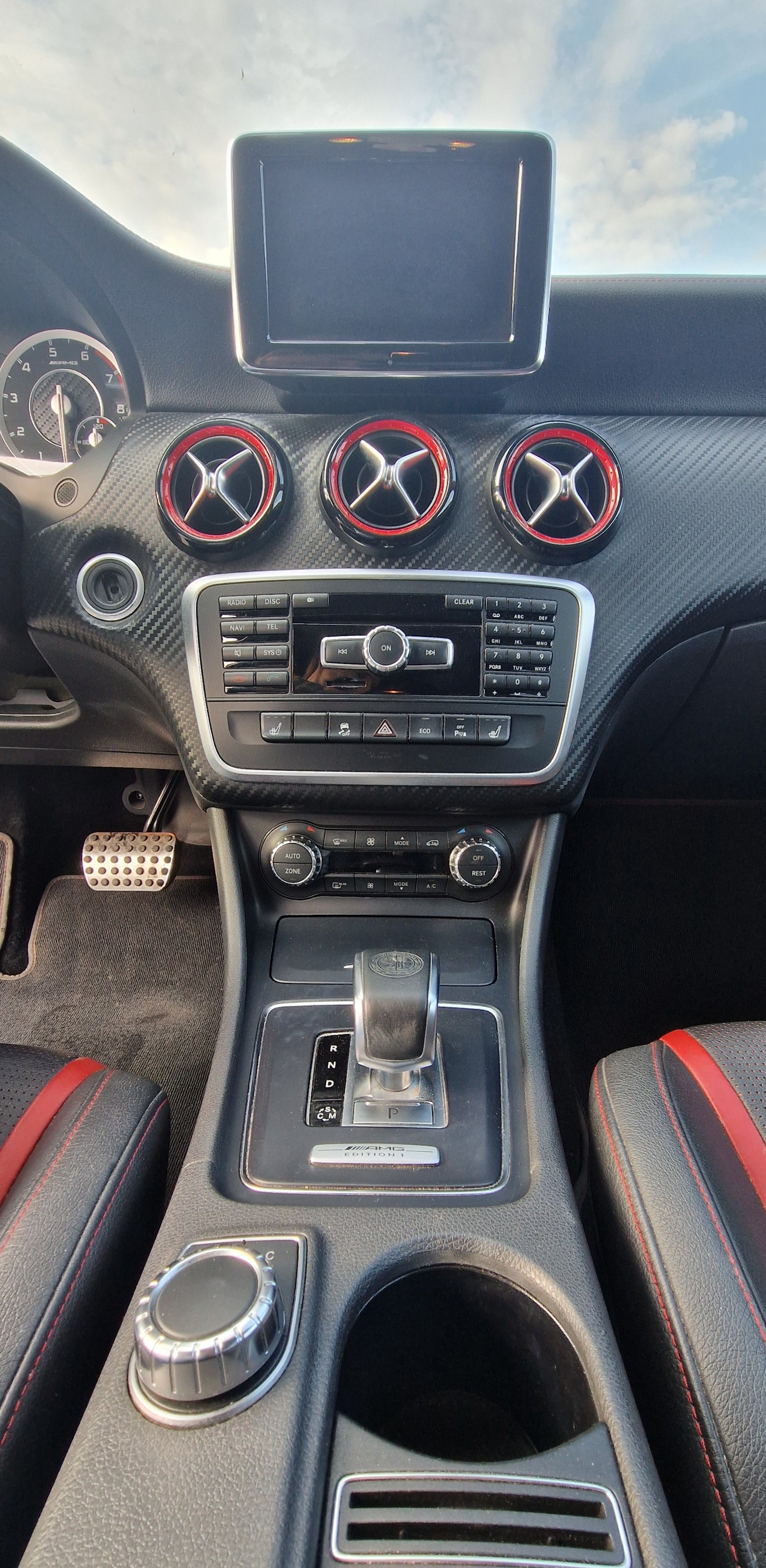 MERCEDES-BENZ A 45 AMG 4m EDITION1 SPEEDSHIFT-image-4