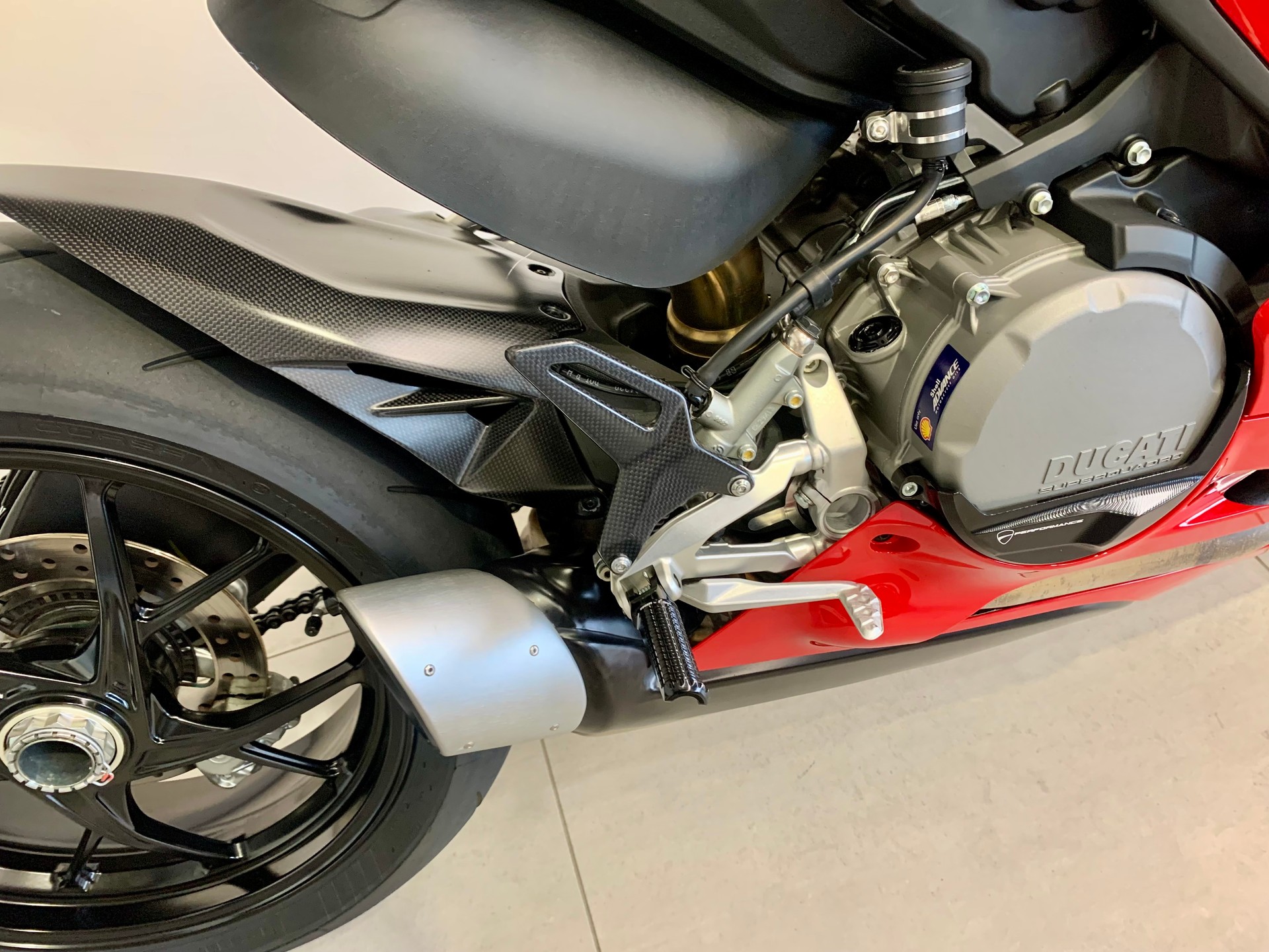 DUCATI Panigale V2-image-9
