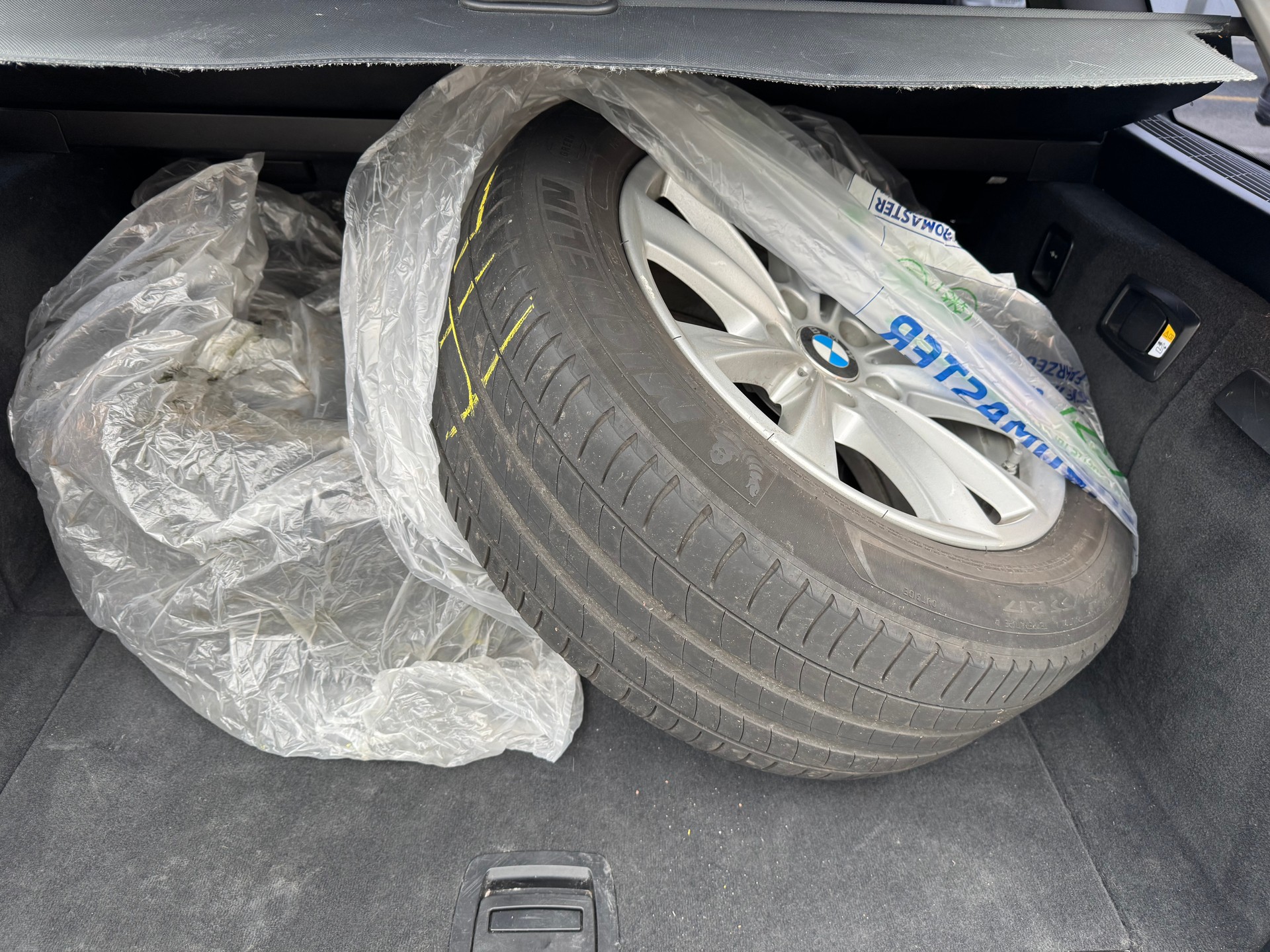 BMW 528i Touring xDrive Steptronic-image-13