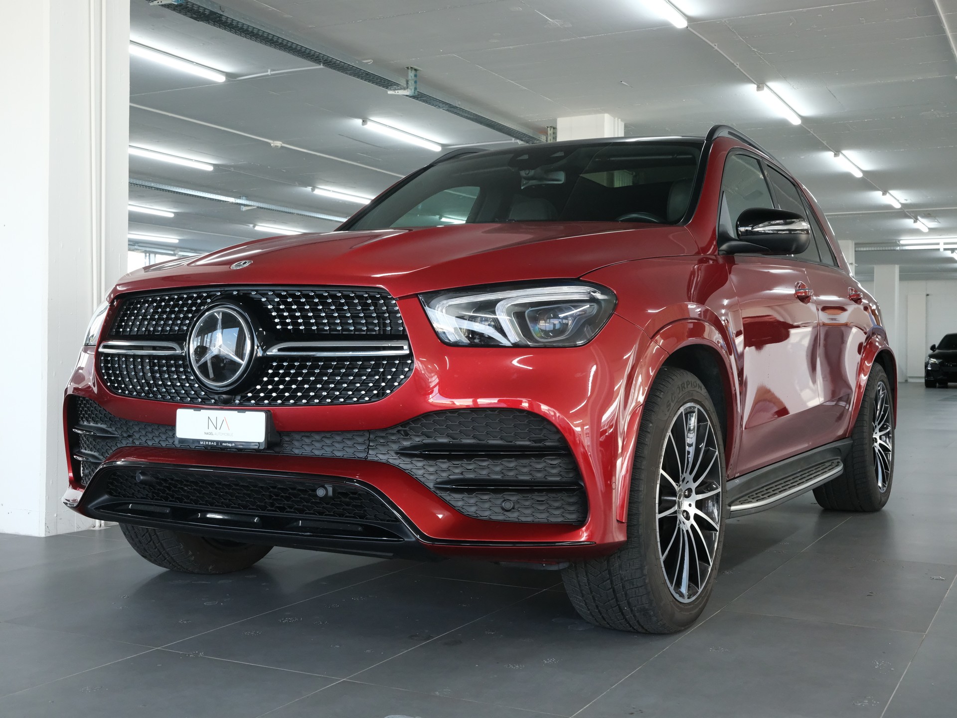 MERCEDES-BENZ GLE 450 4Matic AMG Line 9G-Tronic-image-5