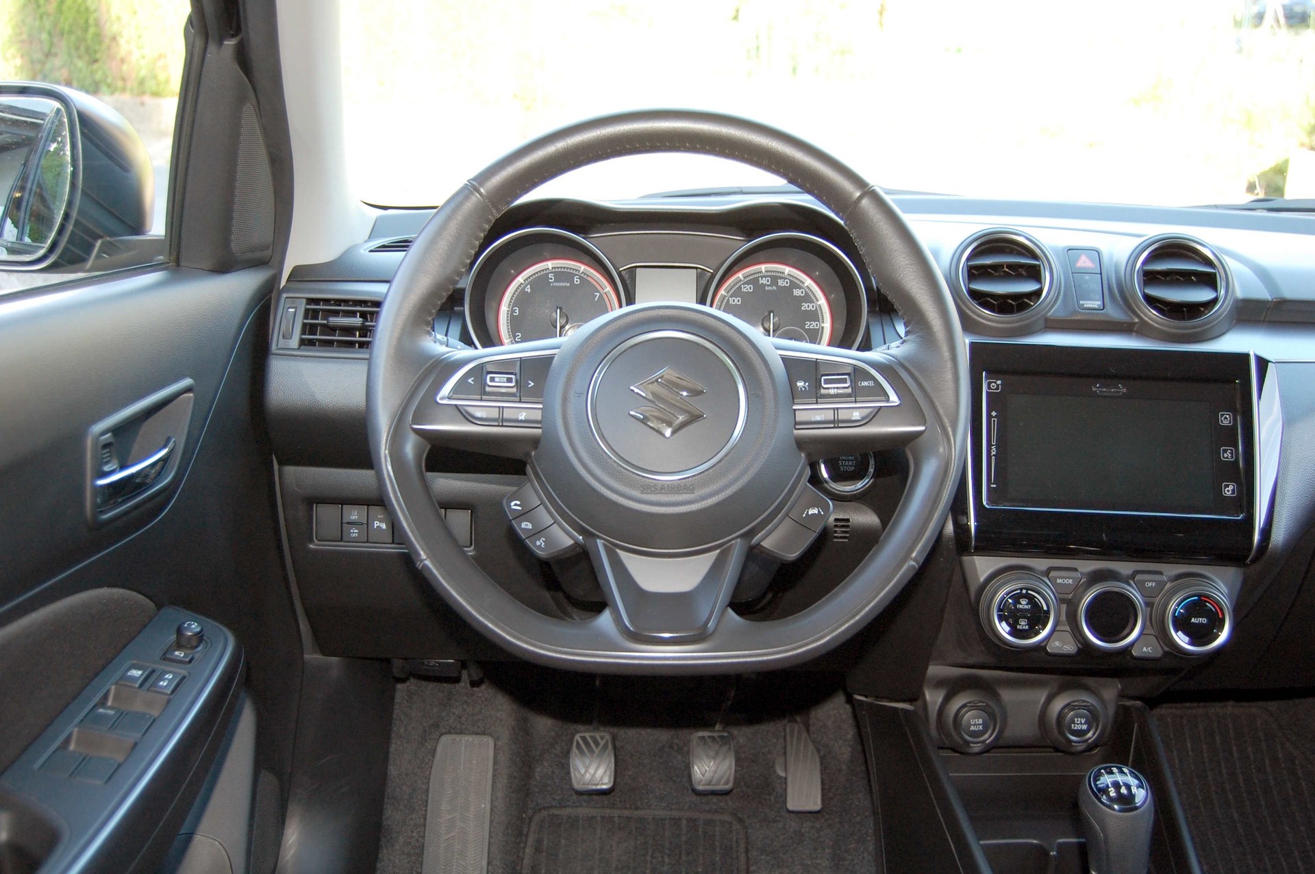 SUZUKI Swift 1.2 Compact Top Hybrid-image-13
