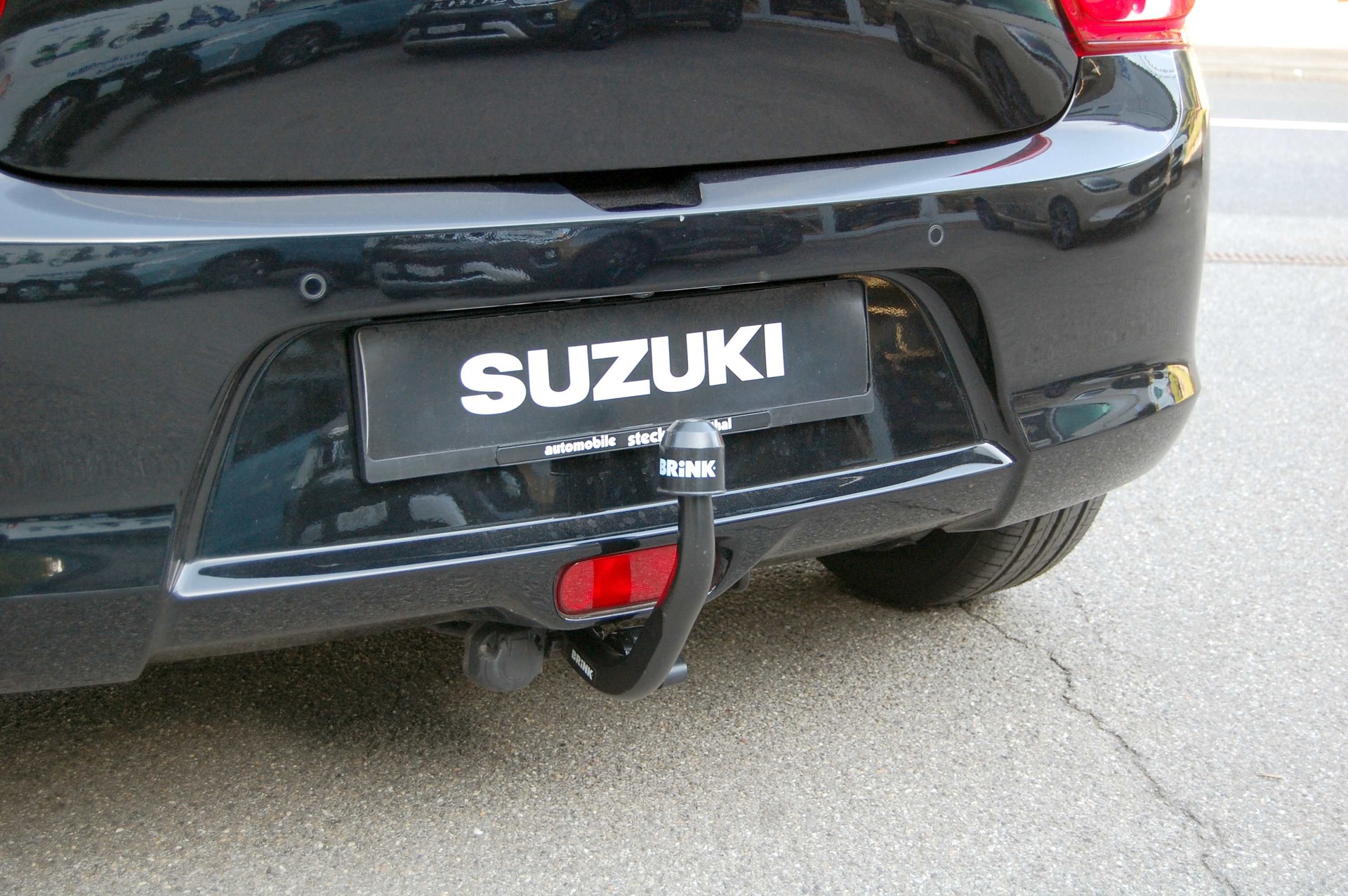 SUZUKI Swift 1.2 Compact Top Hybrid-image-8