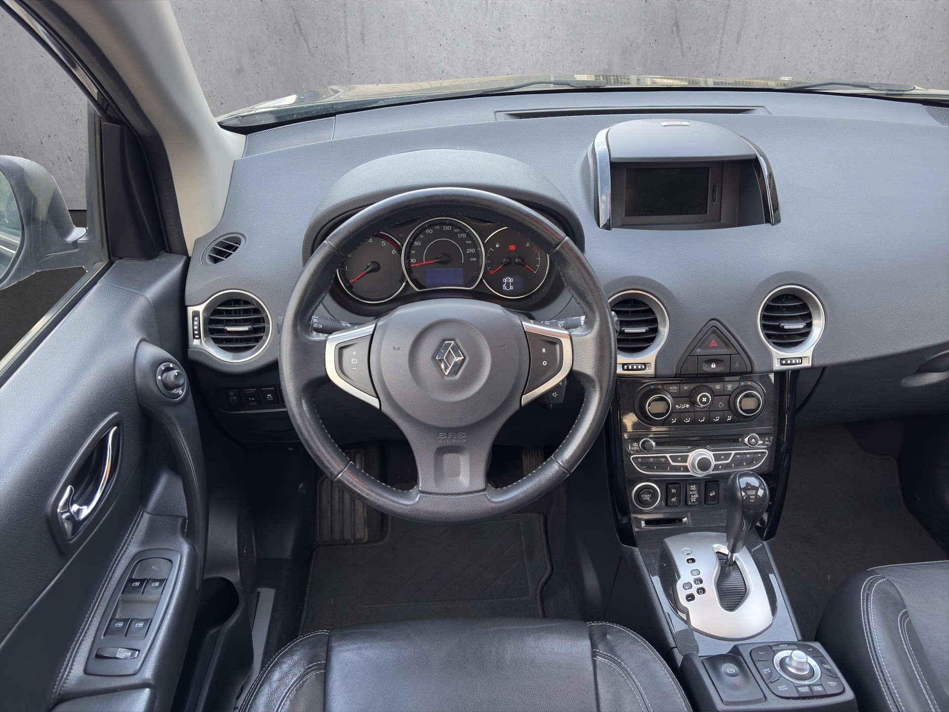 RENAULT Koleos 2.0dCi 150 4x4 Exception-image-9