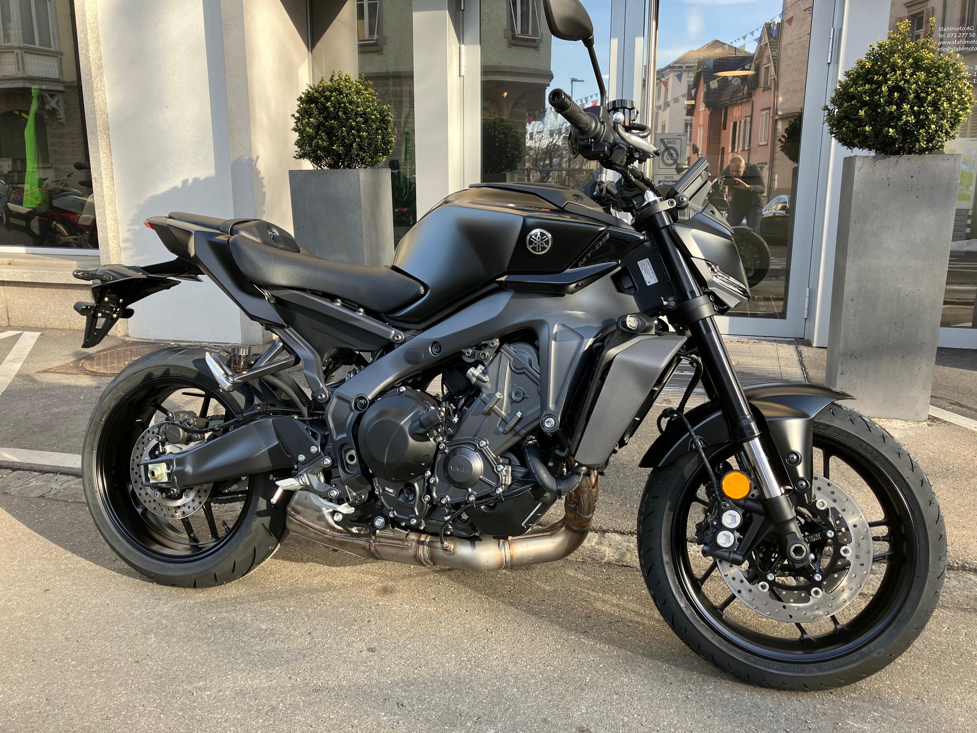 YAMAHA MT-09-image-1