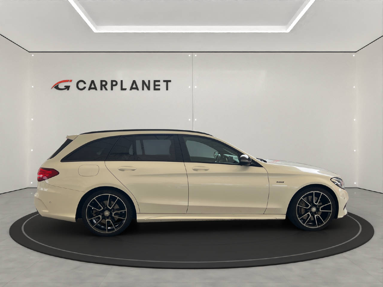 MERCEDES-BENZ C 43 AMG 4matic 450 367PS Kombi-image-6