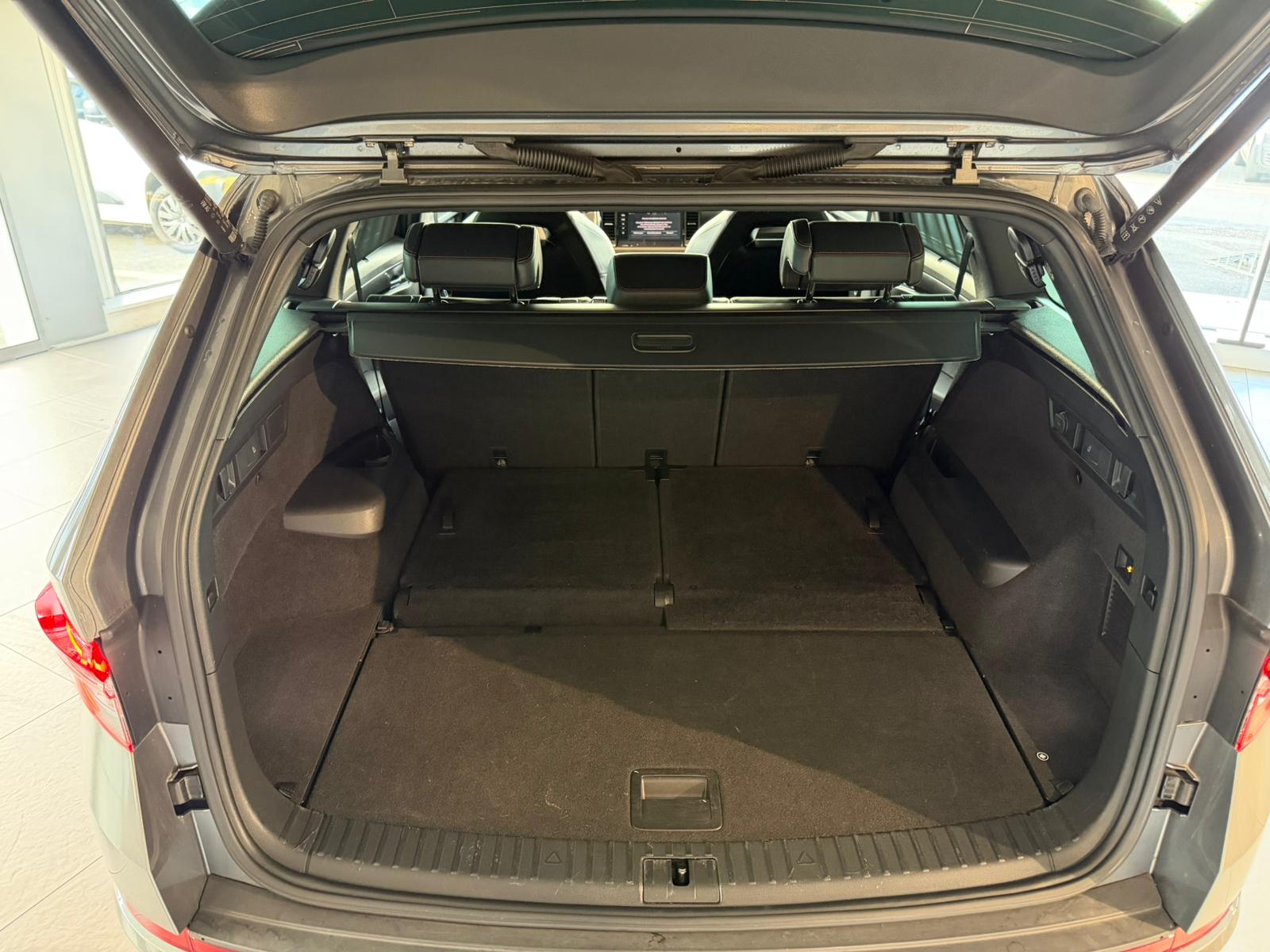 SKODA Kodiaq 2.0 TSI 4x4 RS 7 places AHK-showroom-element-3