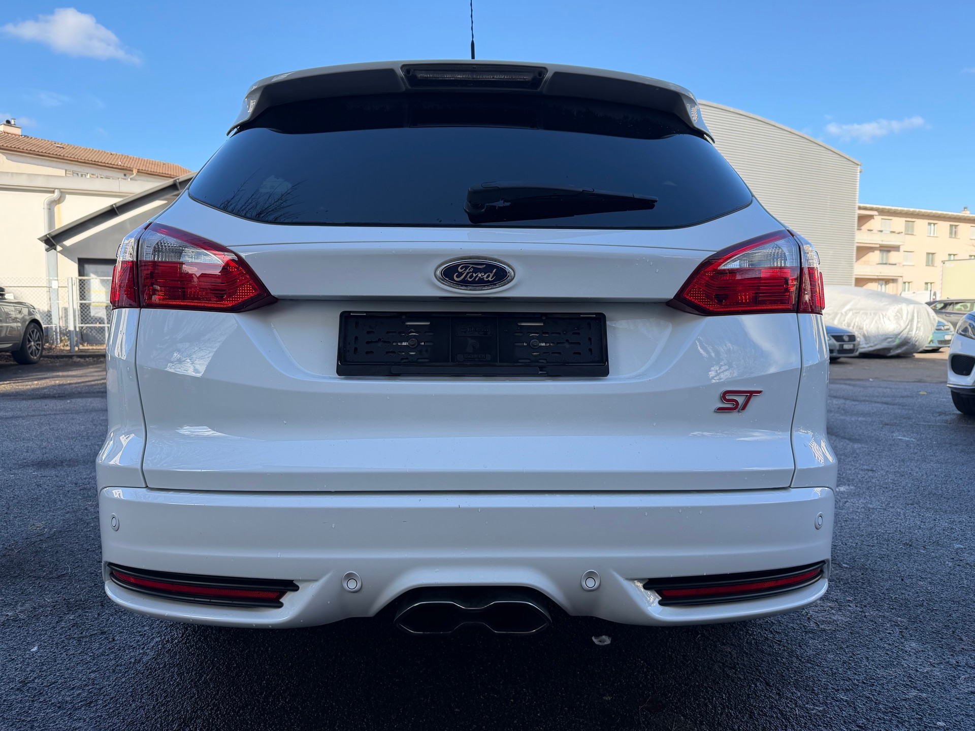 FORD Focus 2.0 SCTi ST-2-image-3
