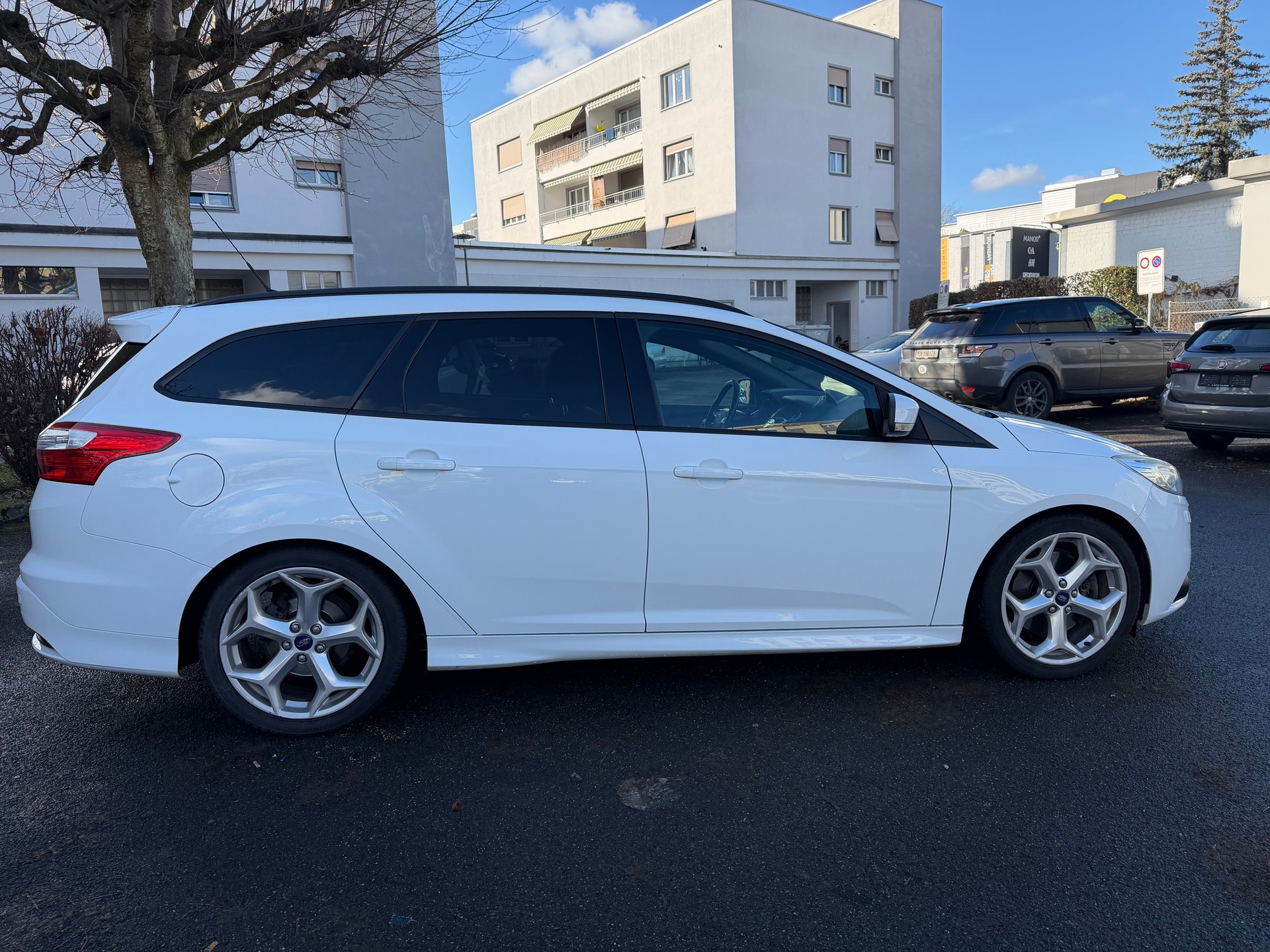 FORD Focus 2.0 SCTi ST-2-image-5