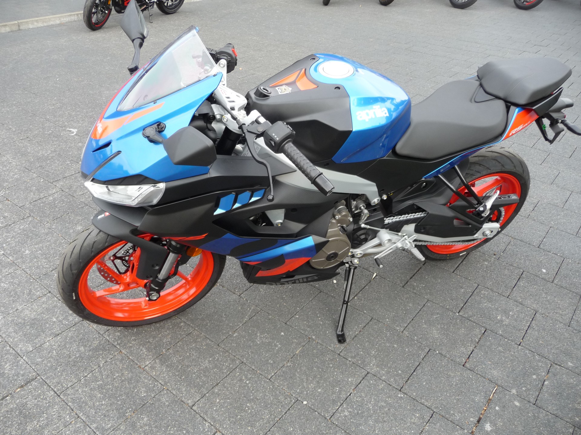 APRILIA RS457 35 KW Coral Snake blue-image-4