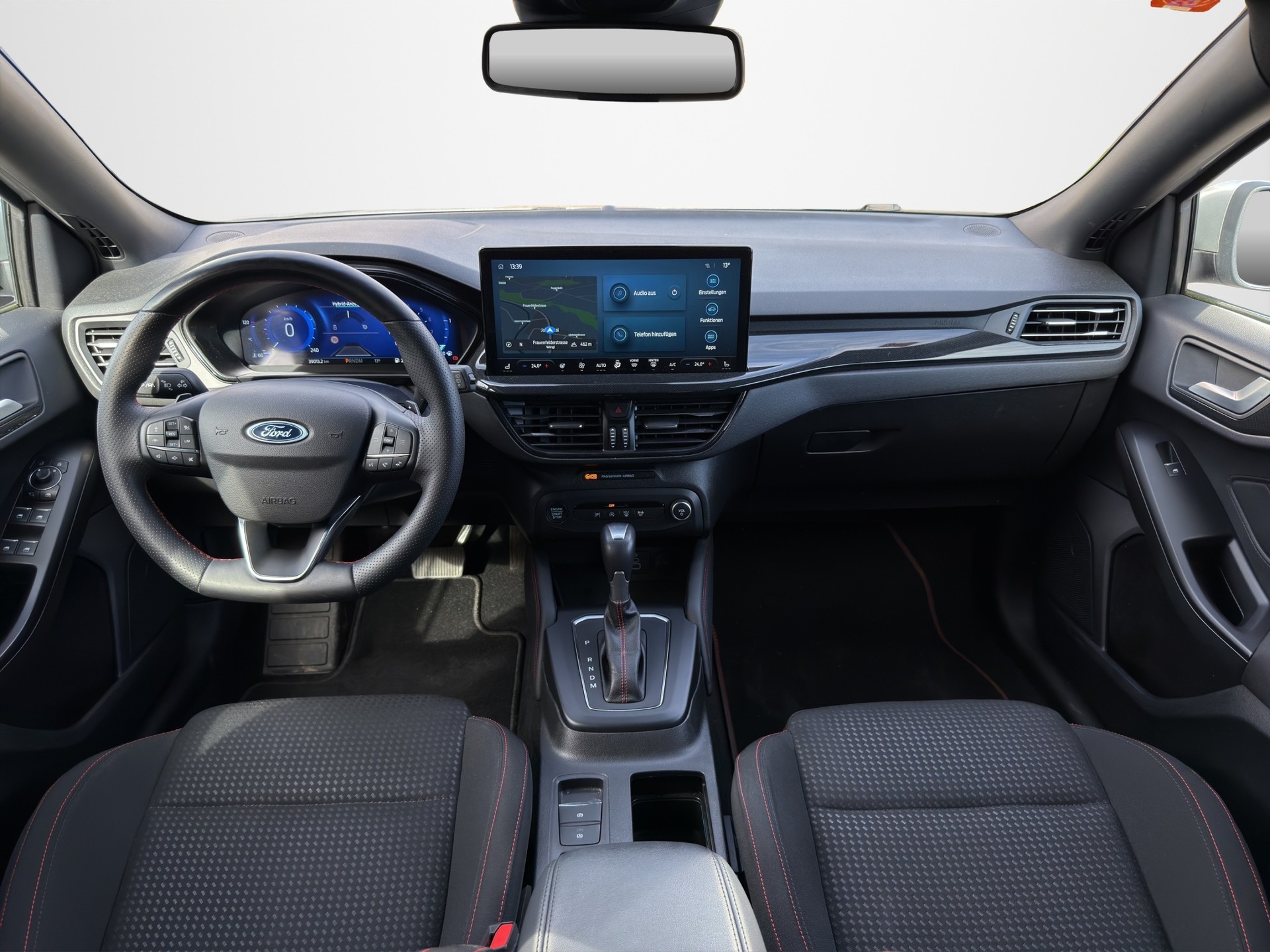 FORD Focus 1.0 MHEV ST-Line X Automat-image-5