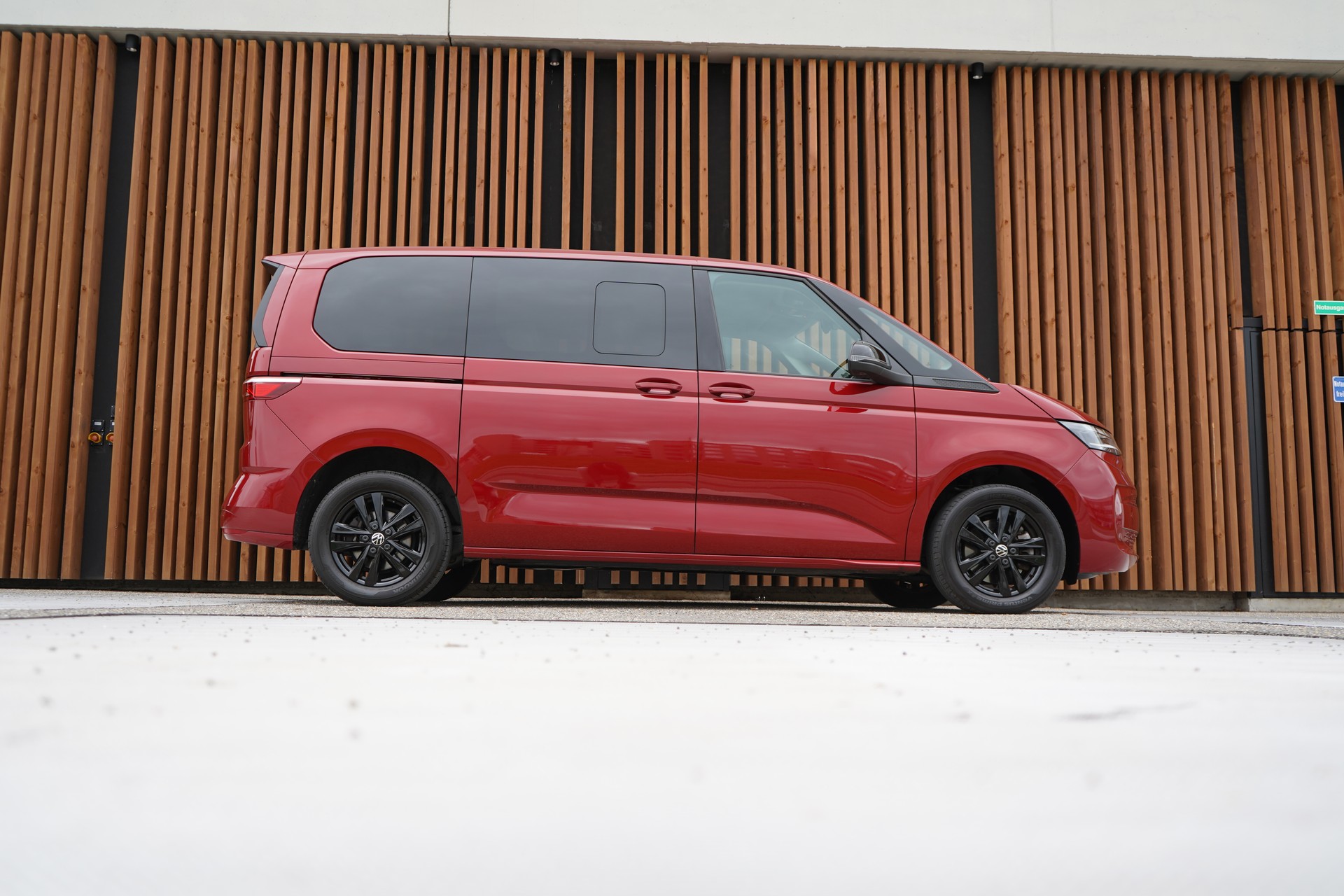 VW MULTIVAN 2.0 TSI LIBERTY SPORT DSG l 204 PS-showroom-element-2