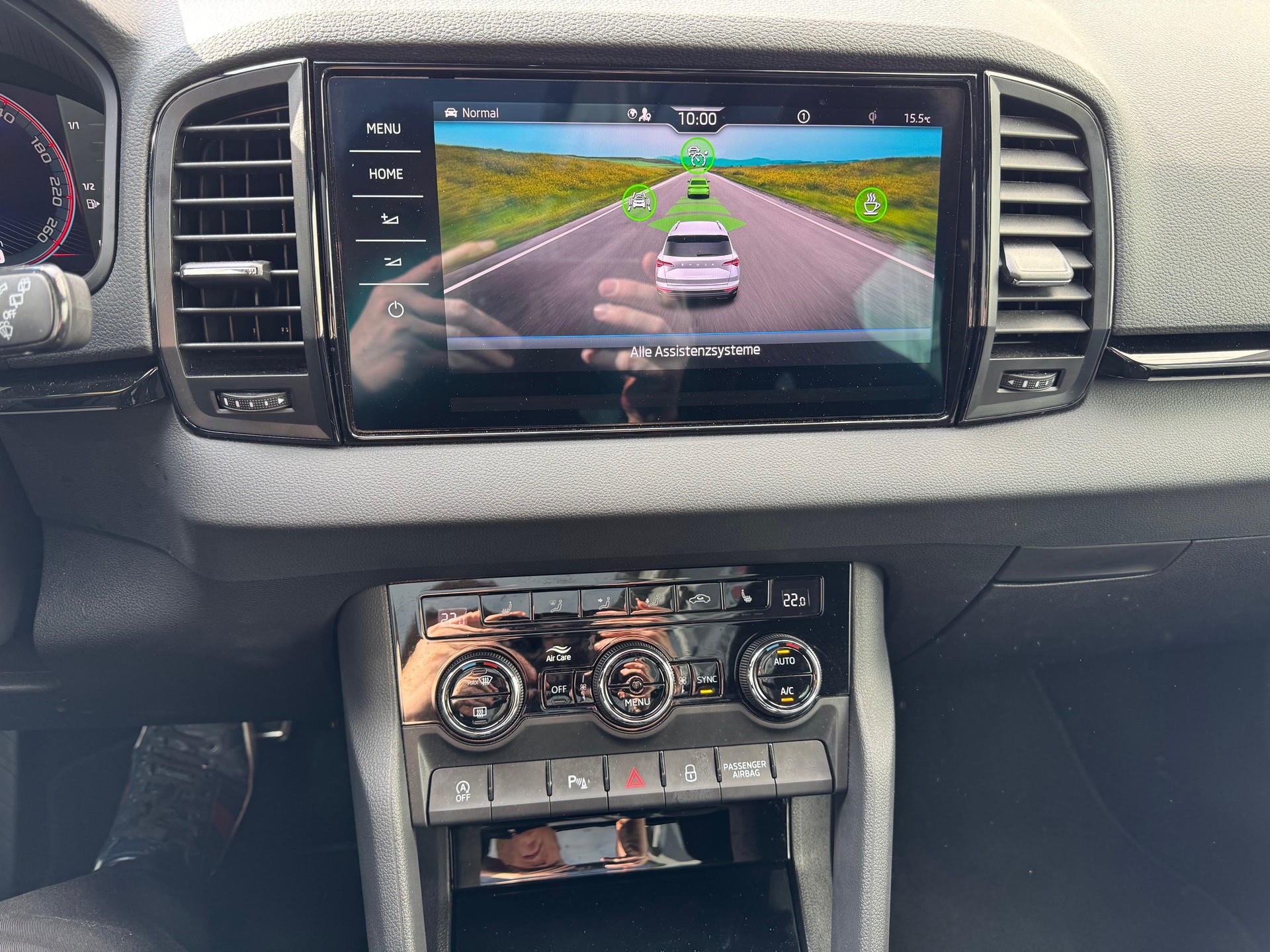 SKODA Karoq 2.0 TSI SportLine 4x4 DSG-image-14