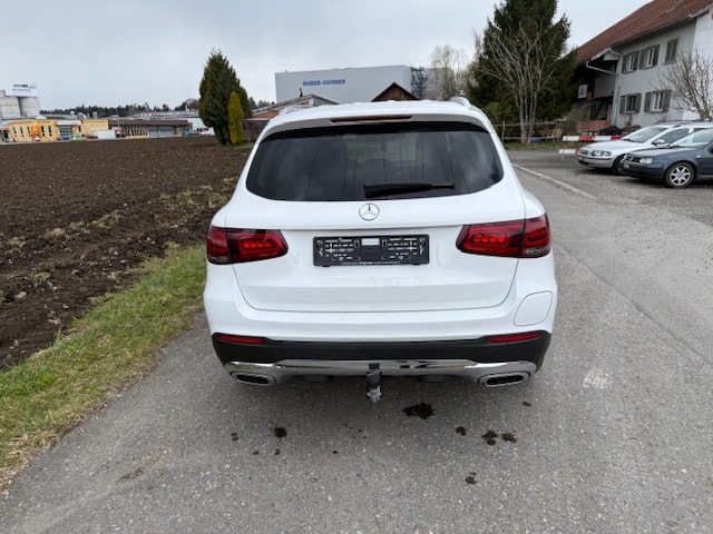 MERCEDES-BENZ GLC 300 de Off-Road 4Matic 9G-Tronic-image-4