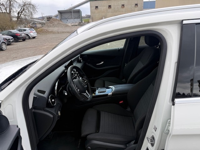 MERCEDES-BENZ GLC 300 de Off-Road 4Matic 9G-Tronic-image-7