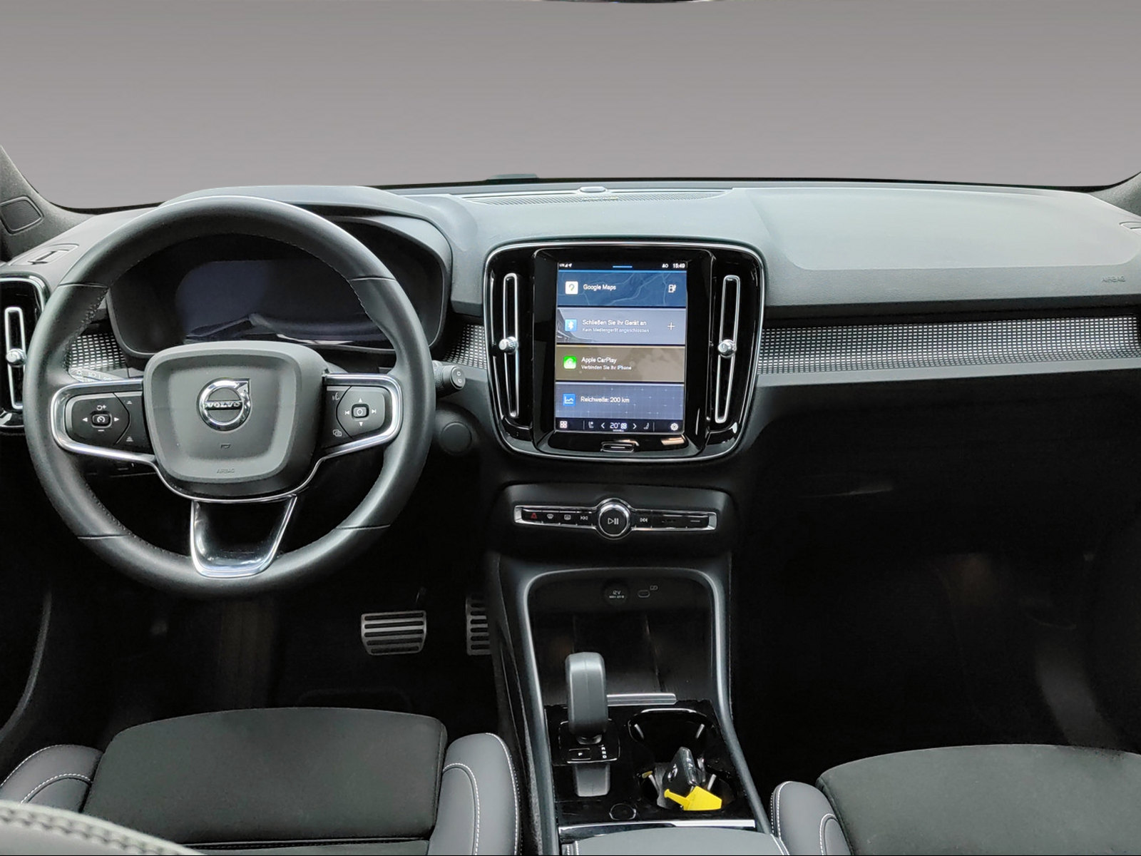VOLVO XC40 P8 Twin Pro AWD-image-9
