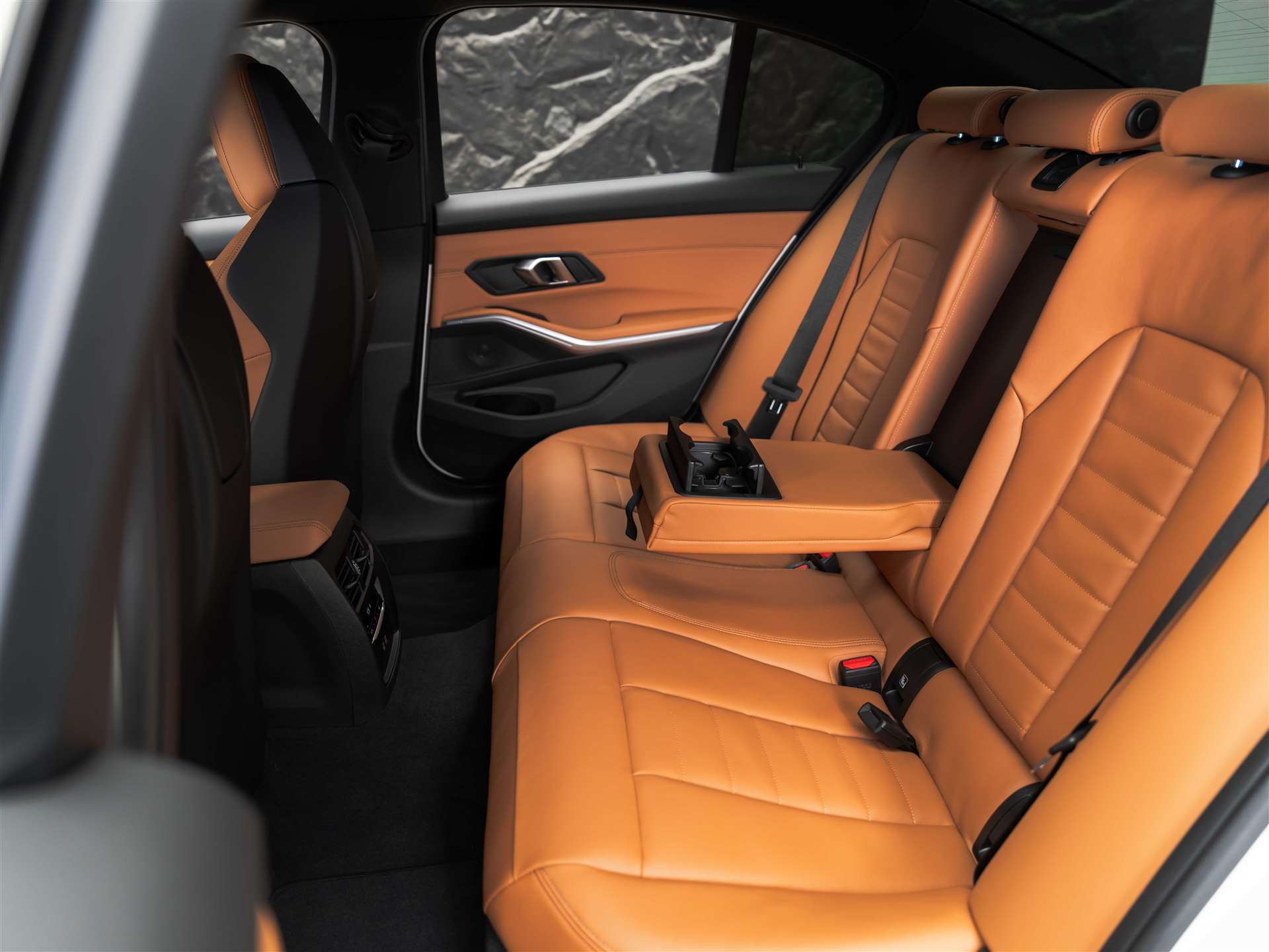BMW M340d xDrive 48V Steptronic M Sport Pro *Facelift*Head-Up*Ambientebeleuchtung*-image-15