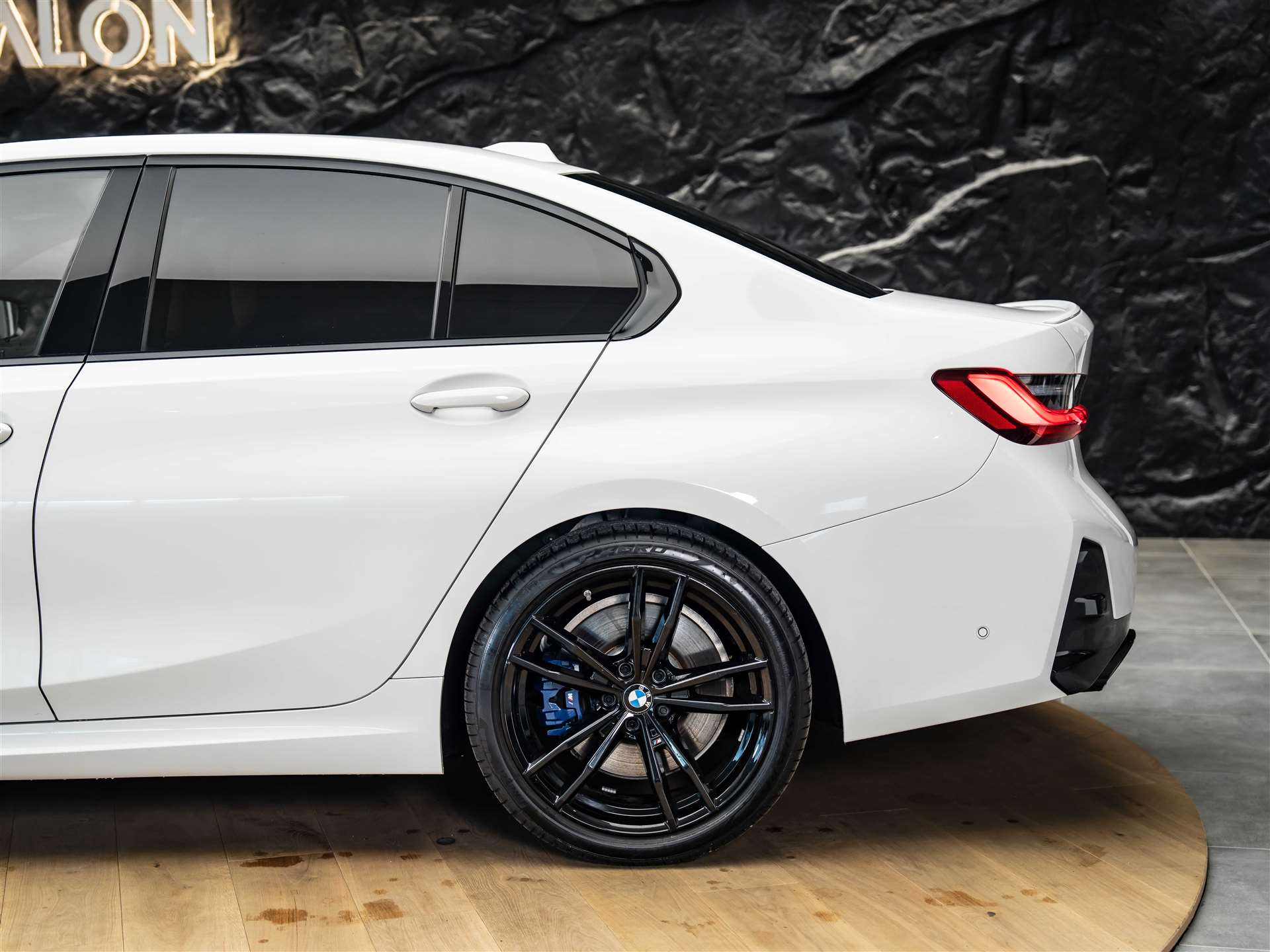 BMW M340d xDrive 48V Steptronic M Sport Pro *Facelift*Head-Up*Ambientebeleuchtung*-image-21