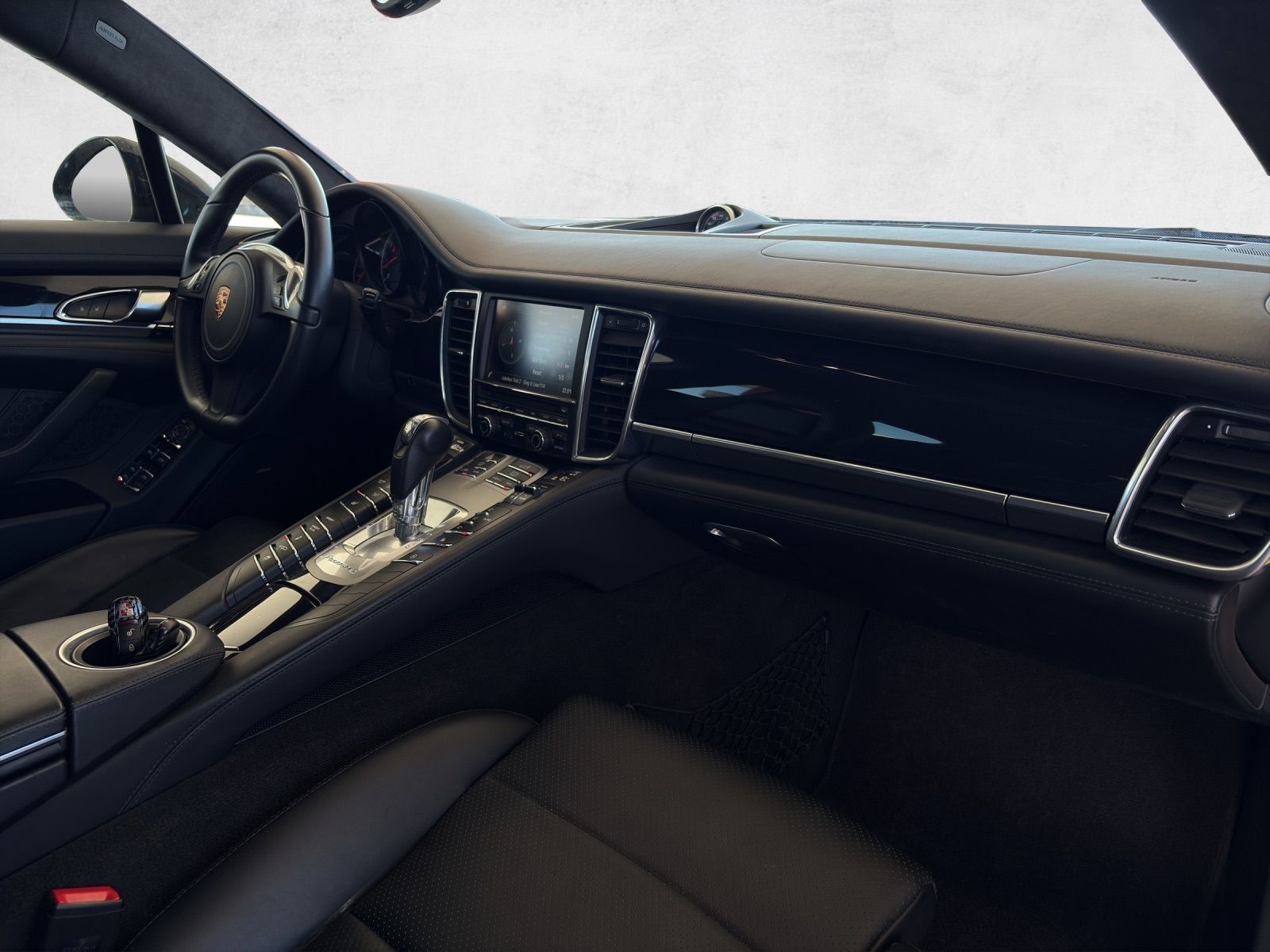 PORSCHE Panamera Turbo S 4.8 PDK-image-14