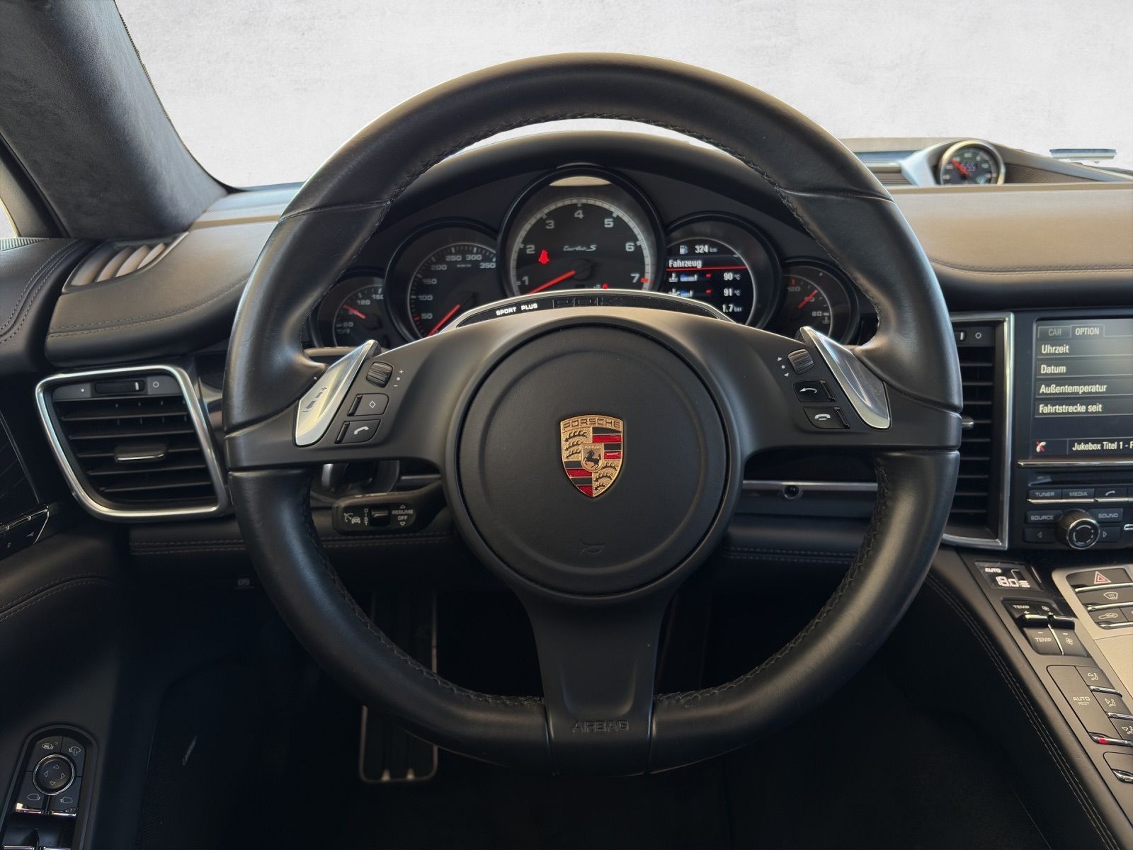 PORSCHE Panamera Turbo S 4.8 PDK-image-8