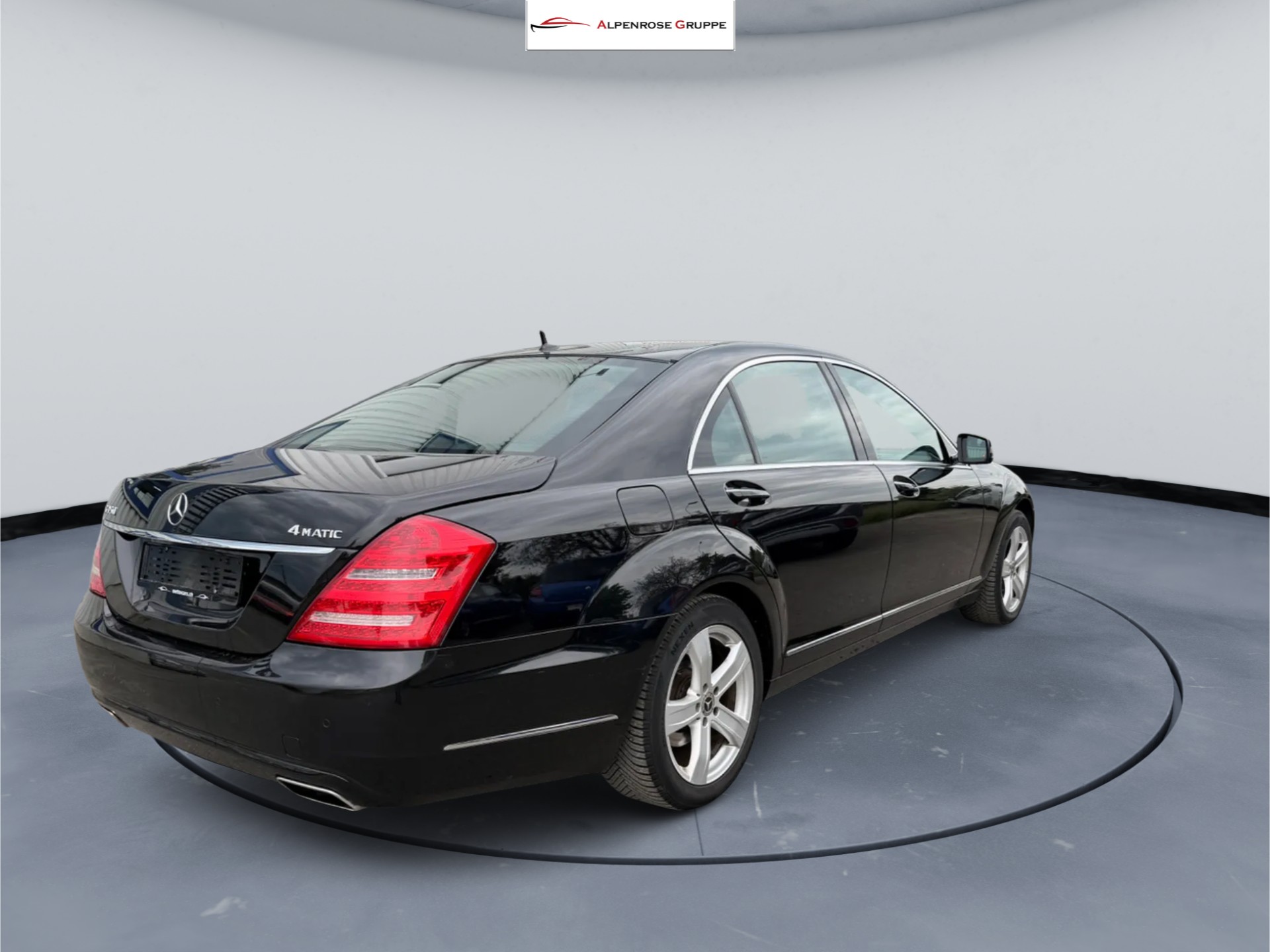 MERCEDES-BENZ S 350 L BlueEfficiency SS 4Matic 7G-Tronic-image-5