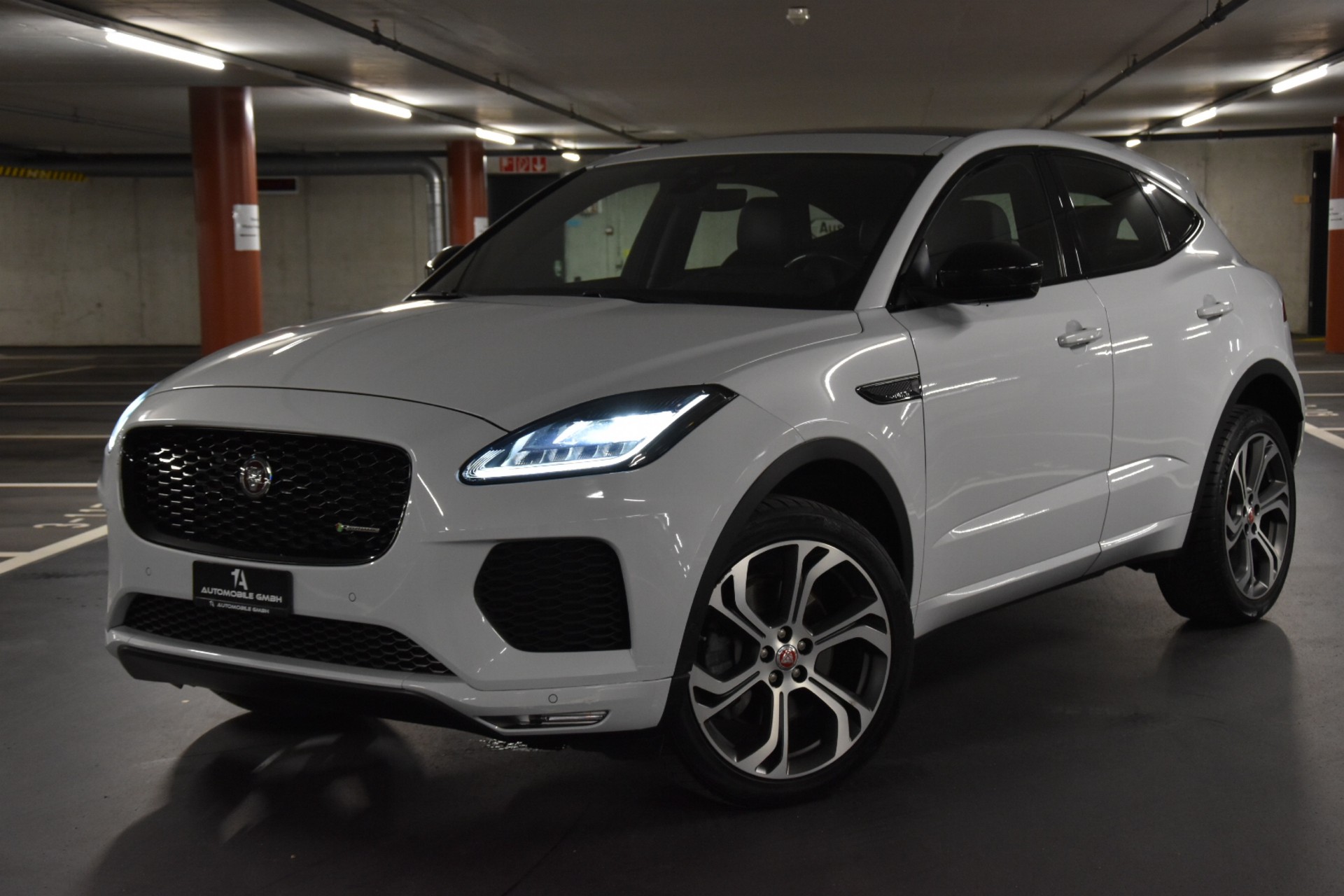 JAGUAR E-Pace 2.0 P250 R-Dynamic S AWD Automatik