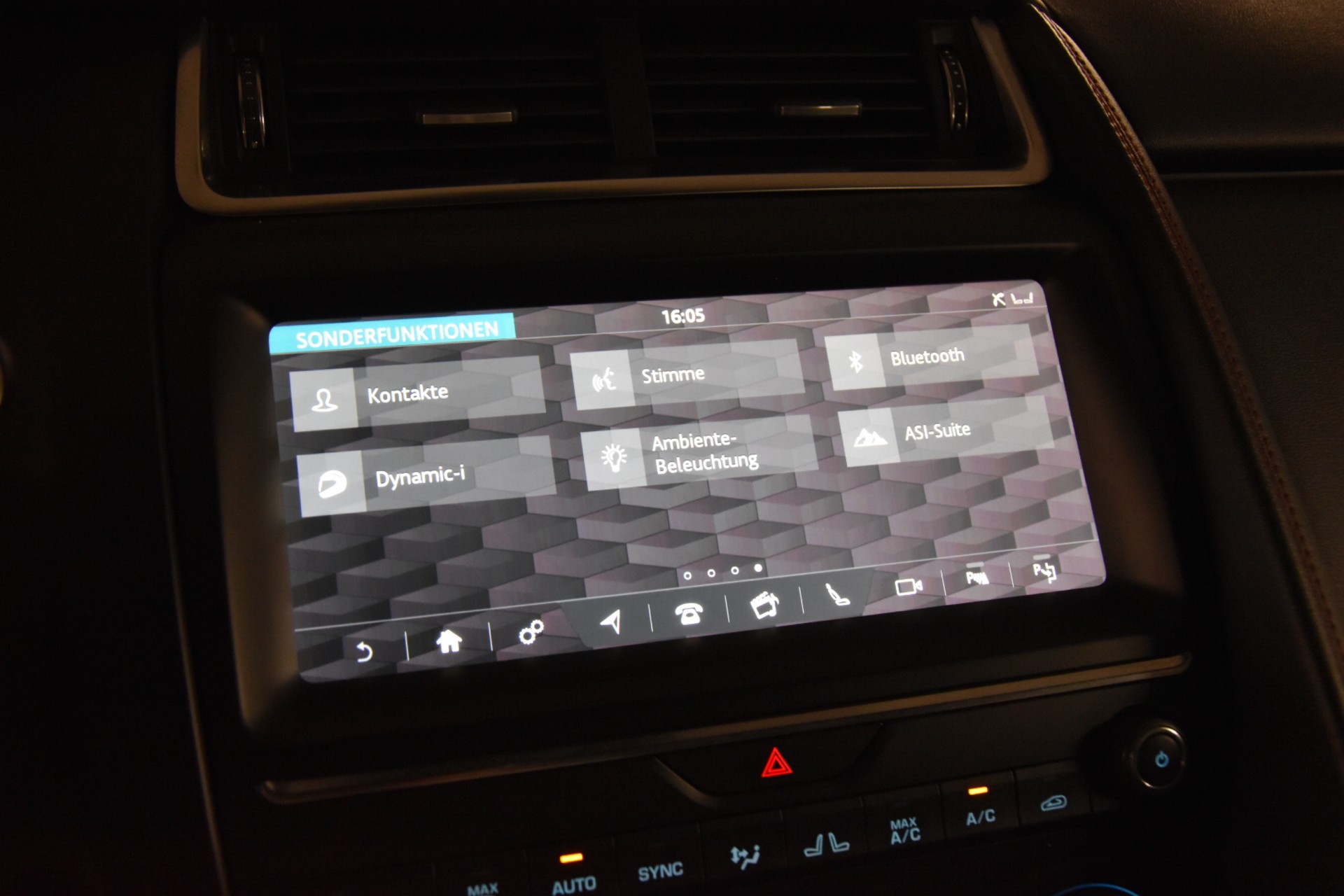 JAGUAR E-Pace 2.0 P250 R-Dynamic S AWD Automatik-image-20