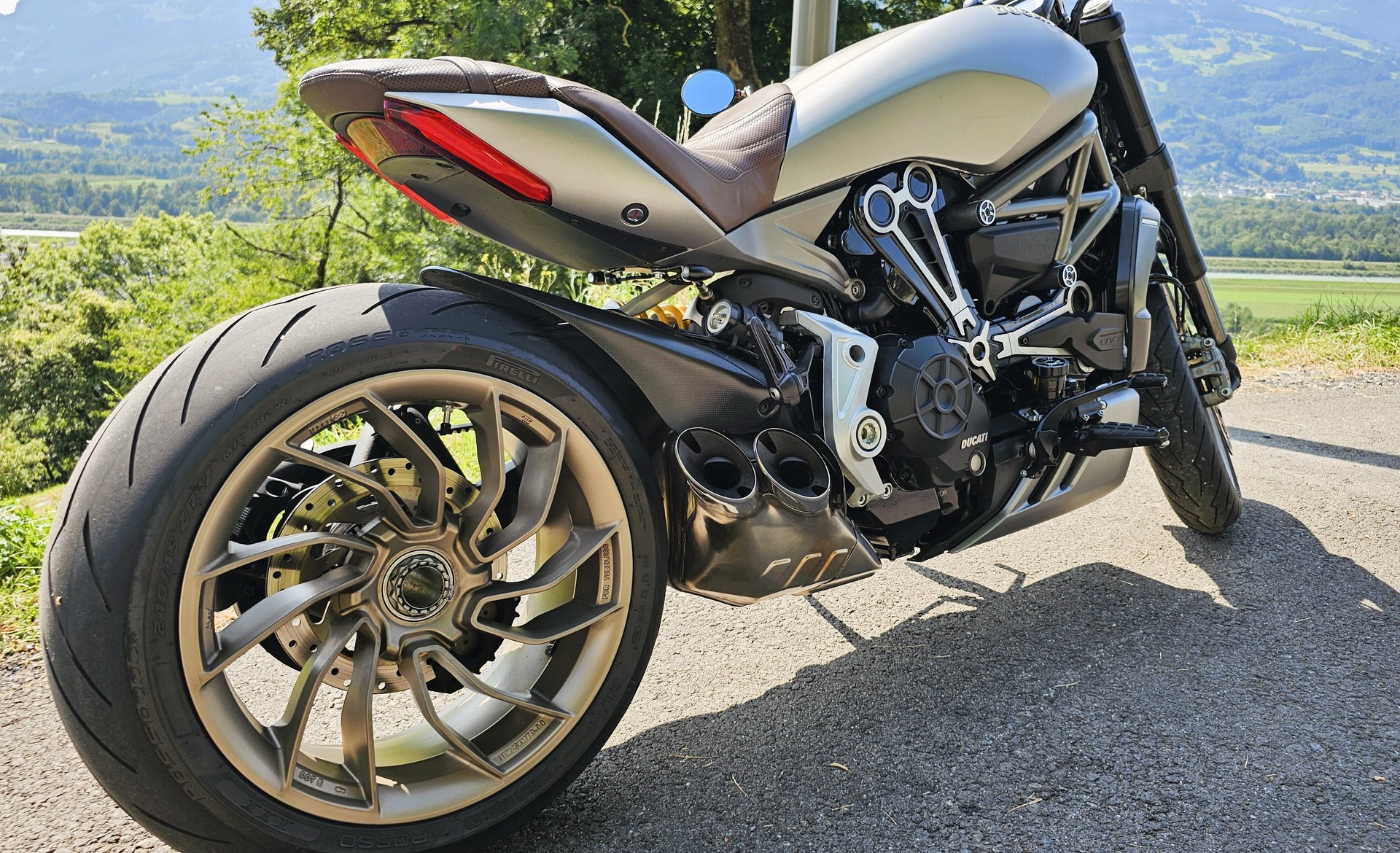 DUCATI XDiavel 1260 S-image-1