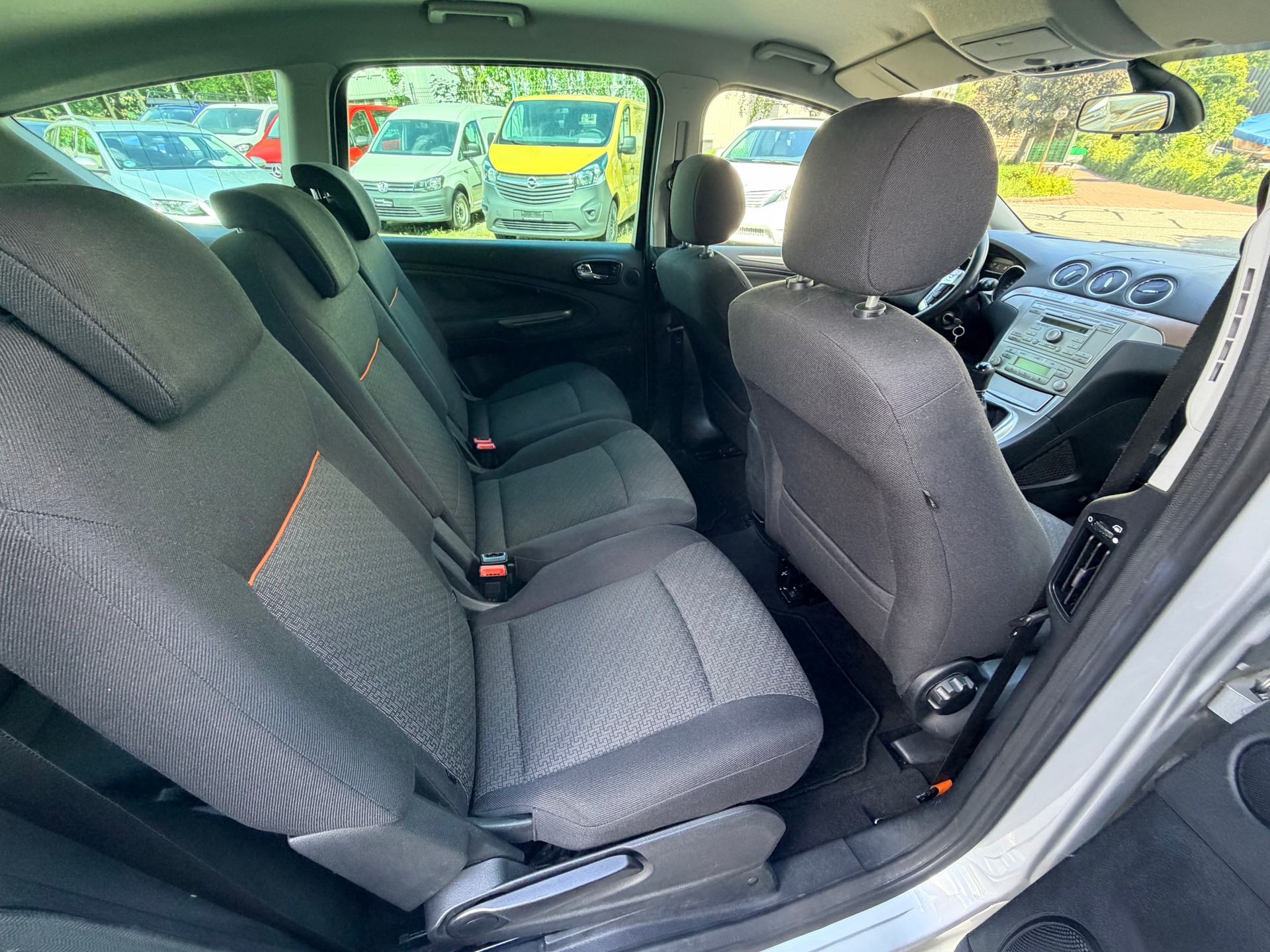 FORD S-Max 2.0i Ambiente-image-10