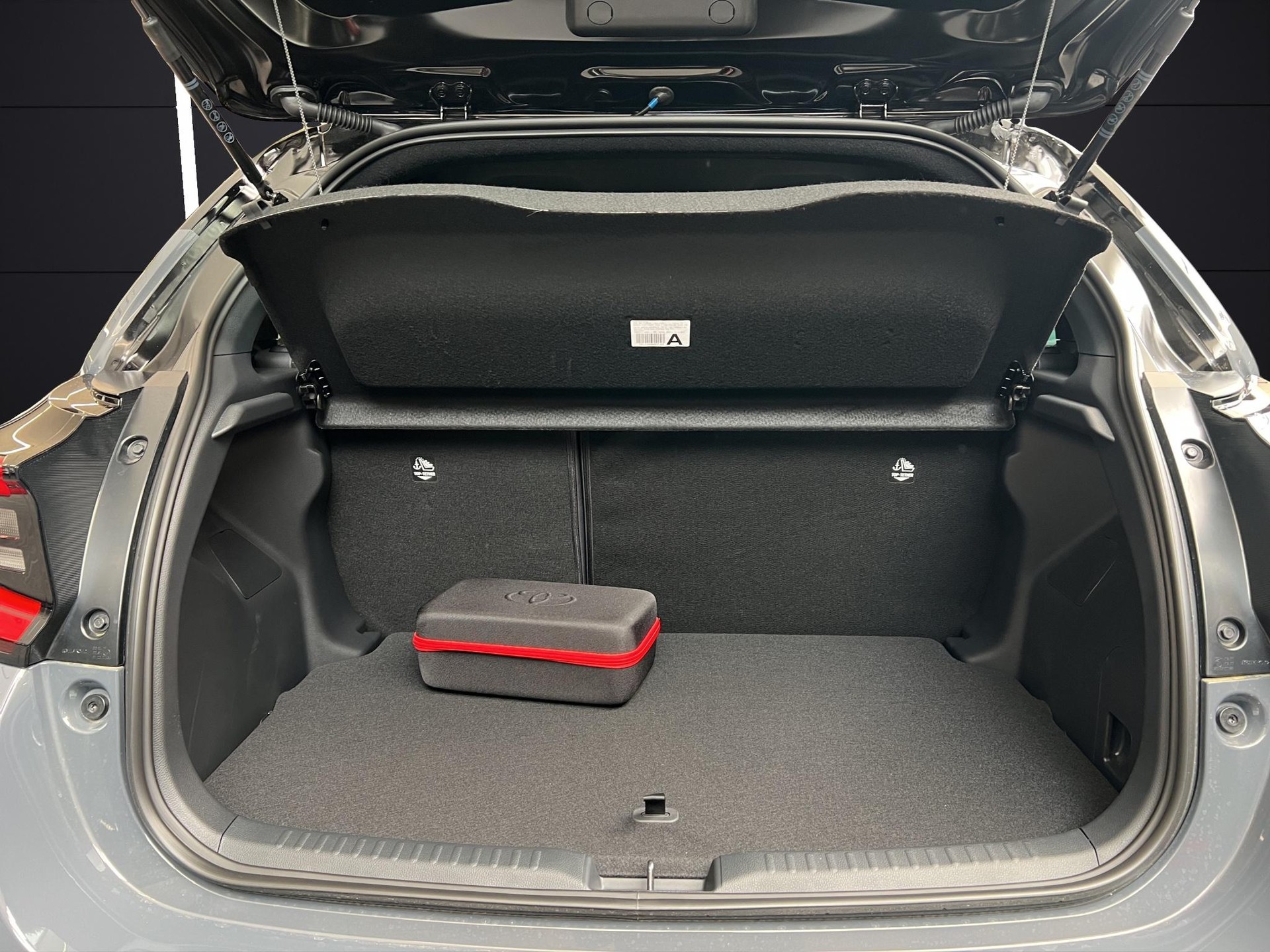 TOYOTA Yaris 1.5 VVT-i HSD GR Sport-image-14
