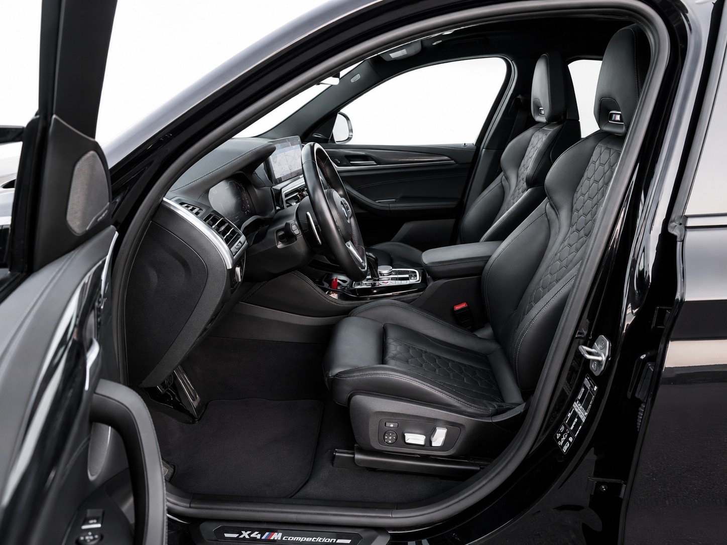 BMW X4 M Competition CH - FAHRZEUG-image-6