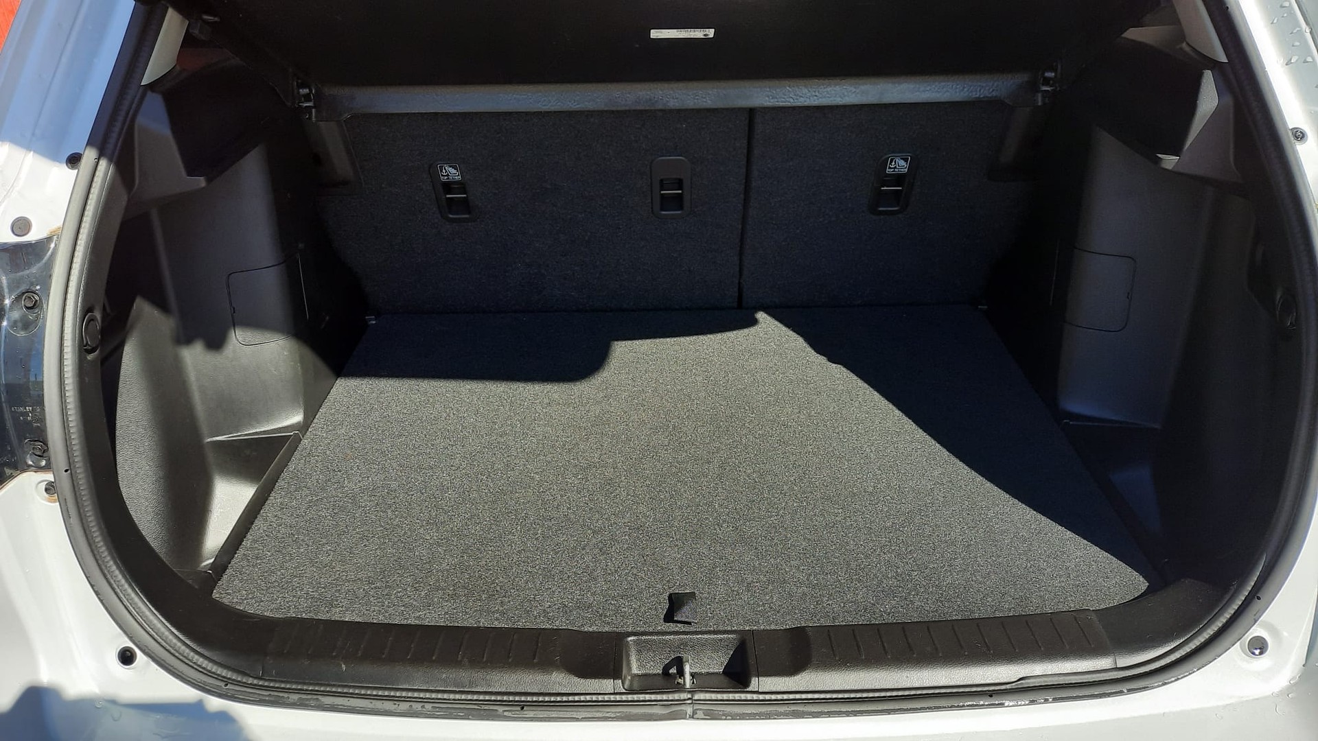 SUZUKI Vitara 1.4 Boosterjet Compact Top Hybrid Automatic-image-6