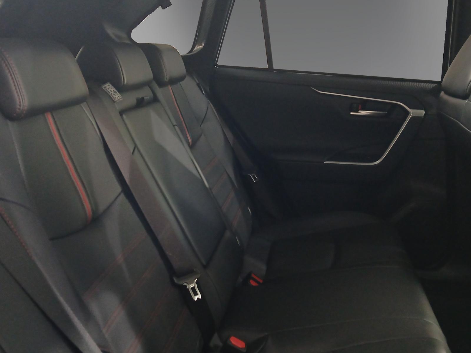 TOYOTA RAV4 2.5 Plug-In-Hybrid Platinum-image-7