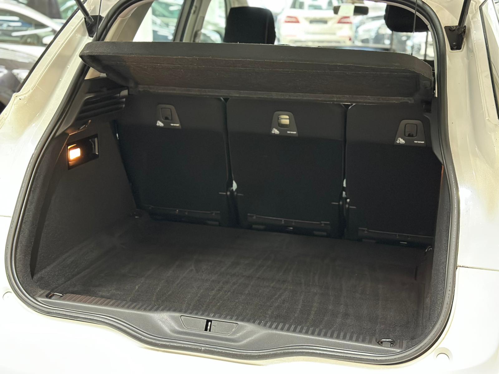 CITROEN C4 Picasso 1.6i 16V e-THP Exclusive Automatic-image-15