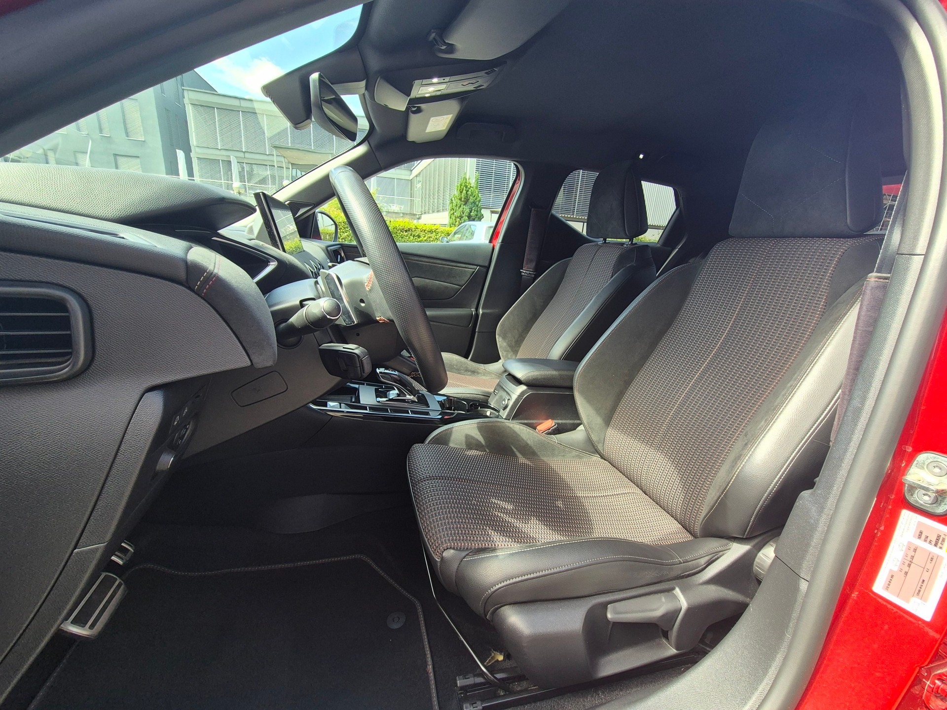 DS AUTOMOBILES DS 3 Crossback 1.2 PureTech Performance Line EAT8-image-9