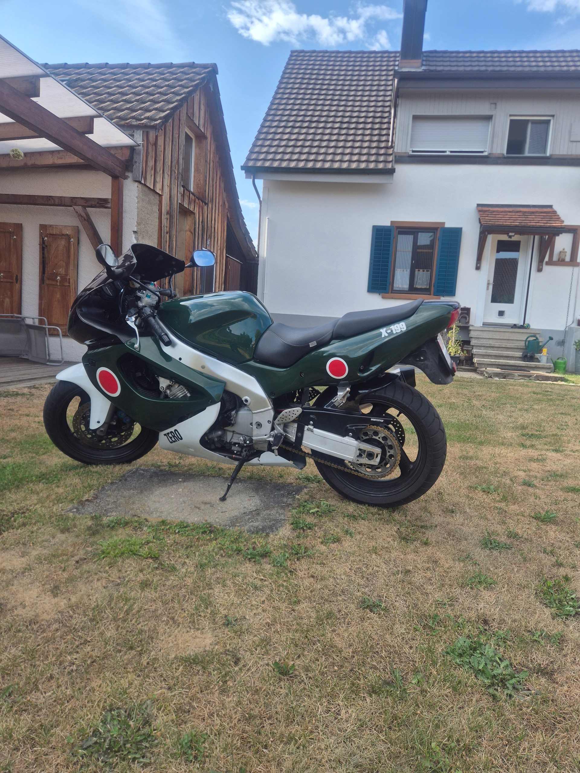 YAMAHA YZF 1000 R Thunderace-image-3