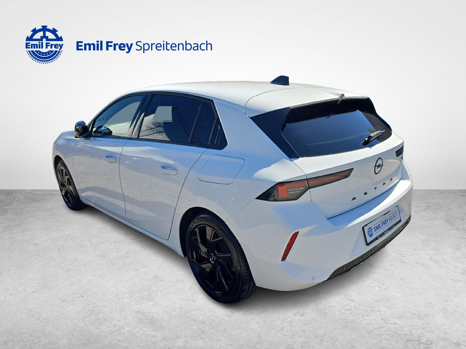 OPEL Astra 1.6 T PHEV 180 GS / ab 3,99% Leasing bei Abschluss einer Protect Autoversicherung-showroom-element-2