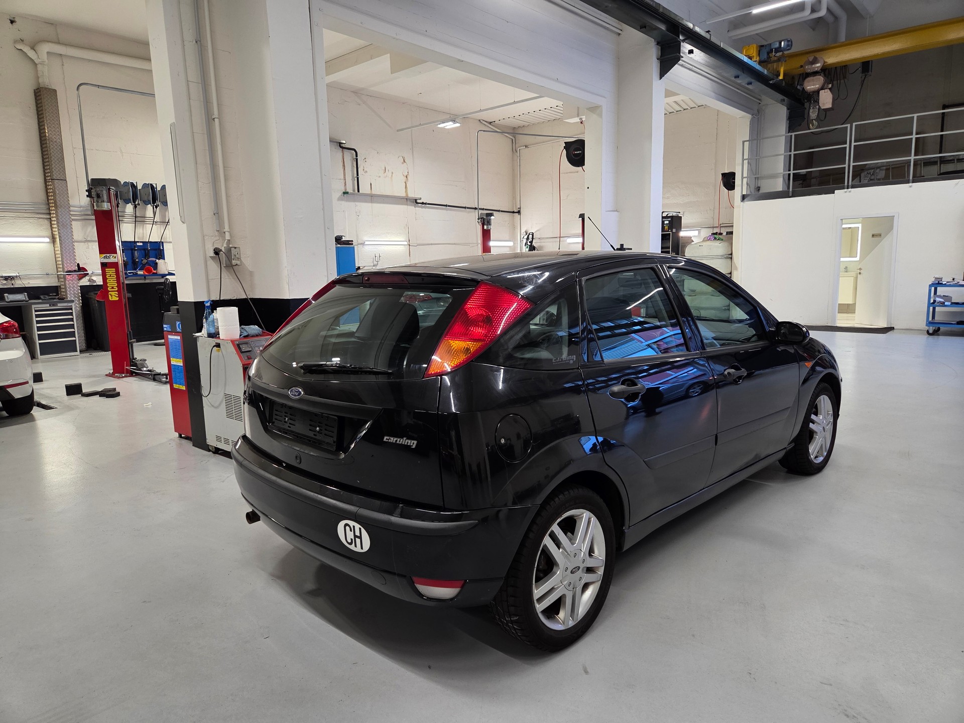 FORD Focus 2.0i 16V Automat-showroom-element-3