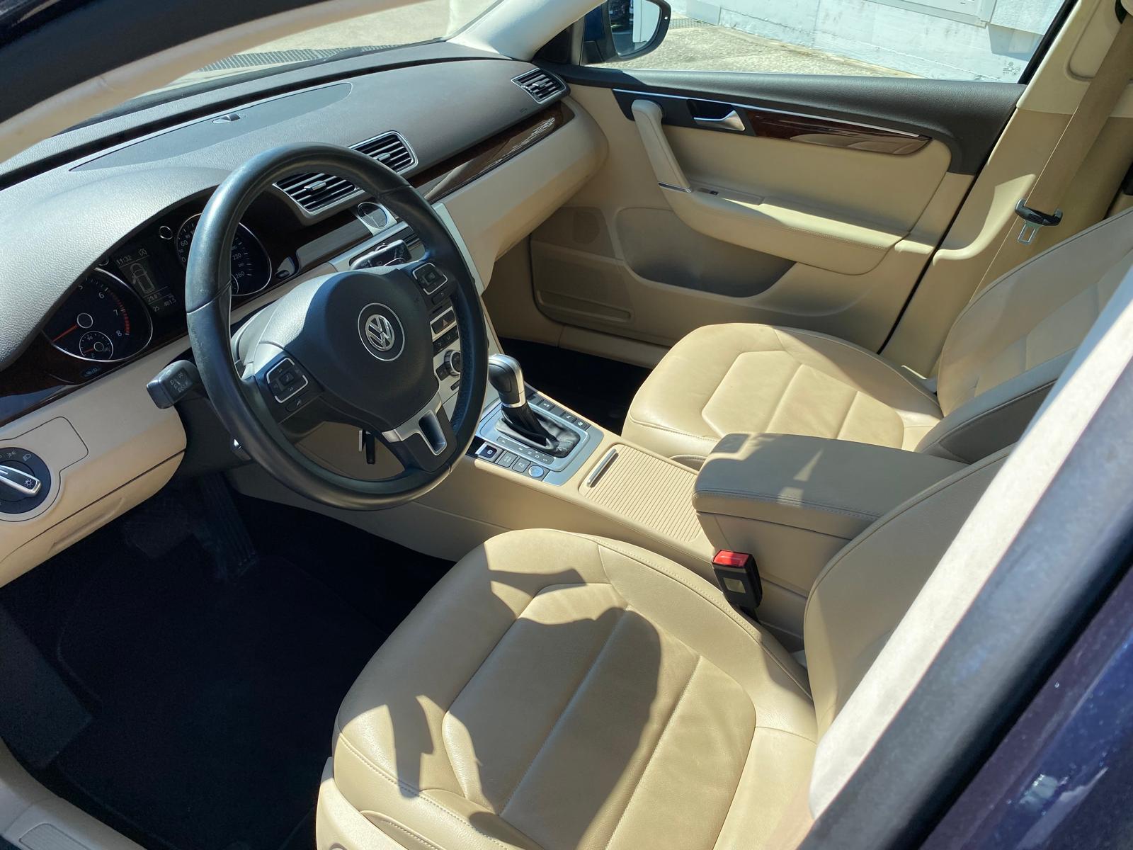 VW Passat Variant 1.4 TSI BMT CL DSG-image-6