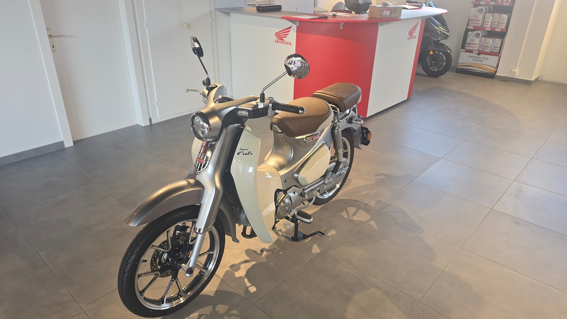 HONDA C 125 Super Cub-image-0
