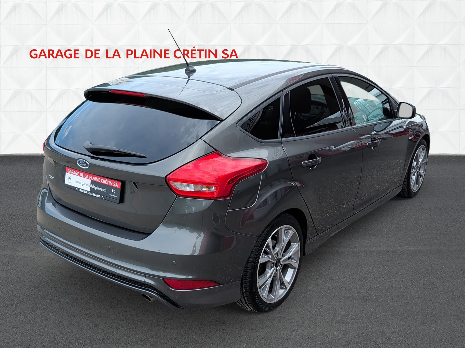 FORD Focus 1.5 SCTi ST Line-showroom-element-3