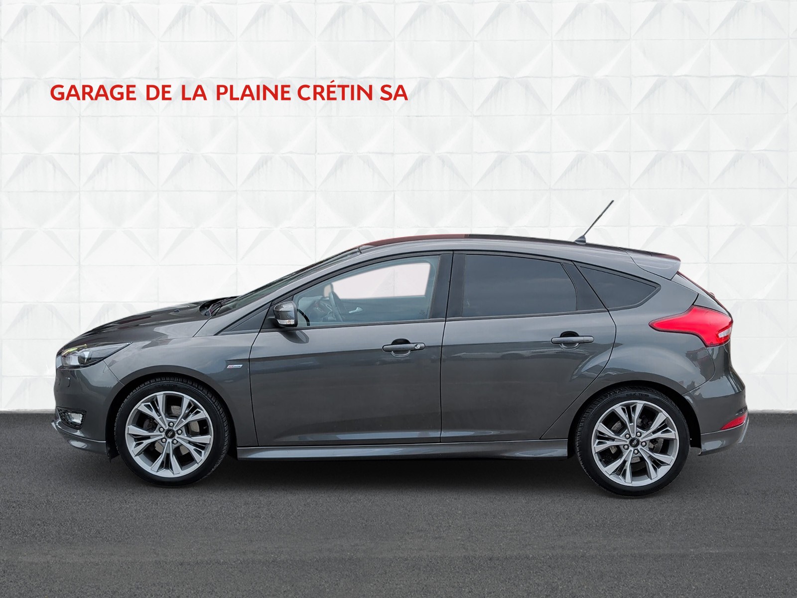 FORD Focus 1.5 SCTi ST Line-showroom-element-1