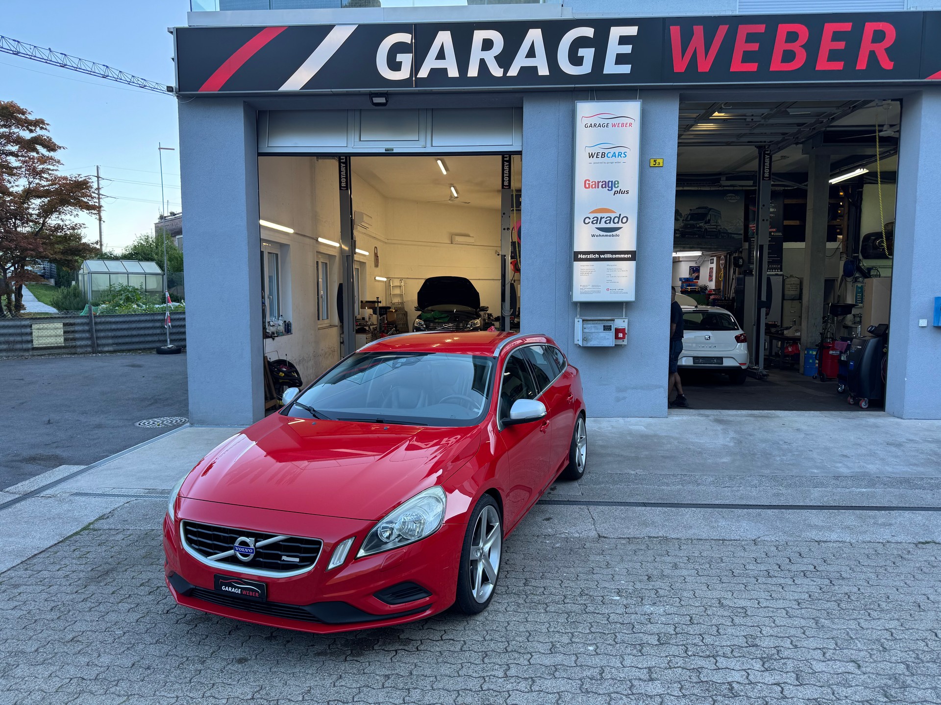 VOLVO V60 T6 AWD R-Design Geartronic