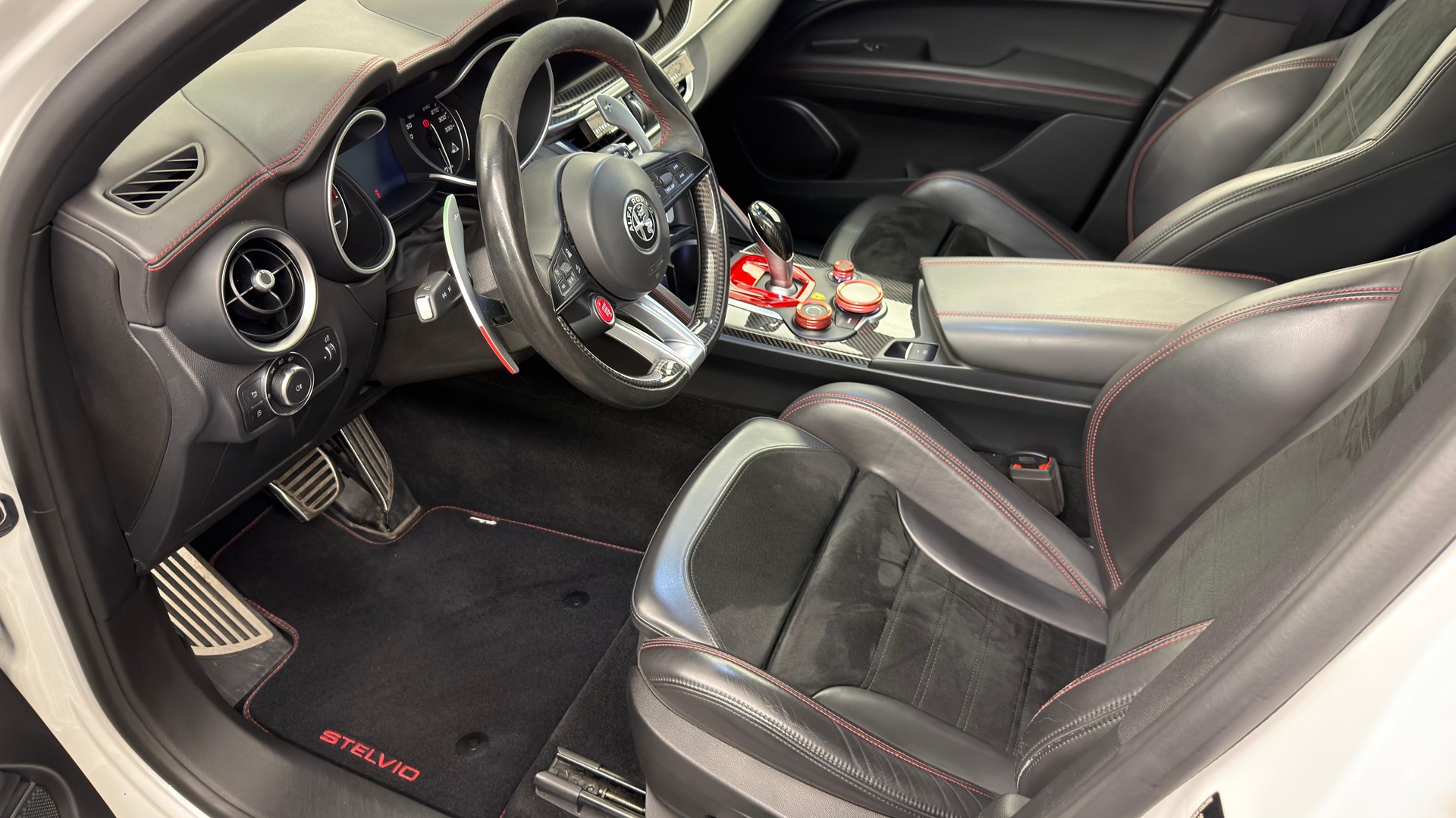 ALFA ROMEO Stelvio 2.9 V6 Biturbo Q4 Quadrifoglio-image-8