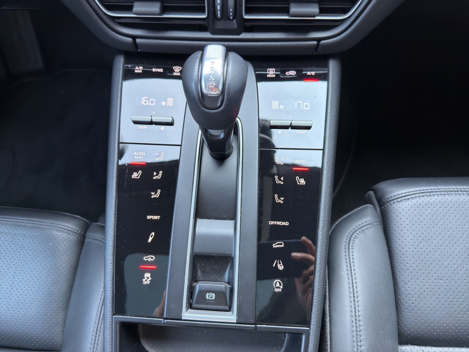 PORSCHE Macan 2.9 V6 S-image-14