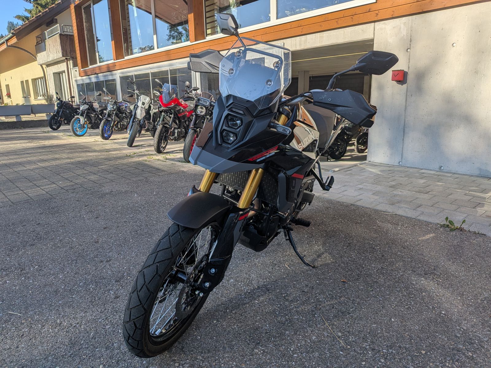SUZUKI DL 800 DE-image-2